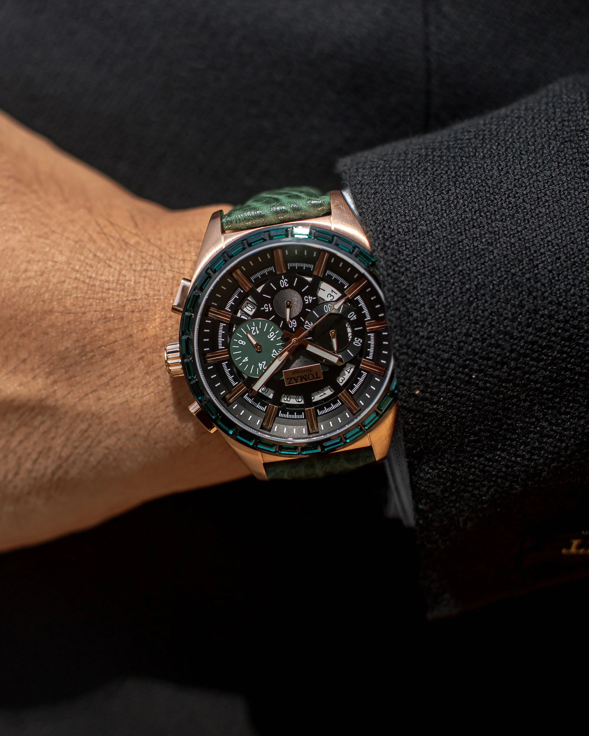 Romeo TW025A-D3 (Rosegold/Green) with Green Crystal (Green Leather Strap) - Image 7