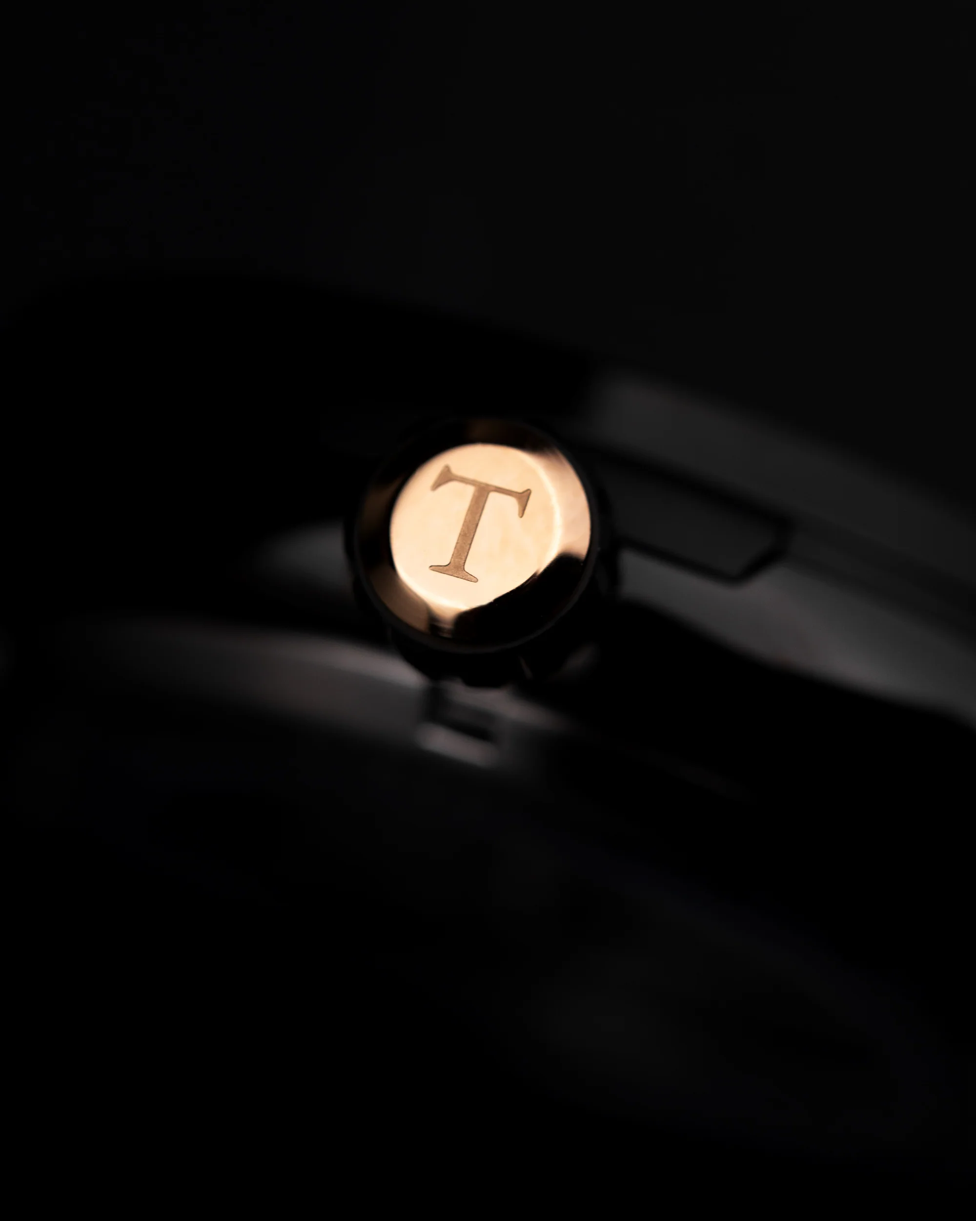 Royale TW014-D7 (Black/Yellow) Yellow Leather Strap - Image 6