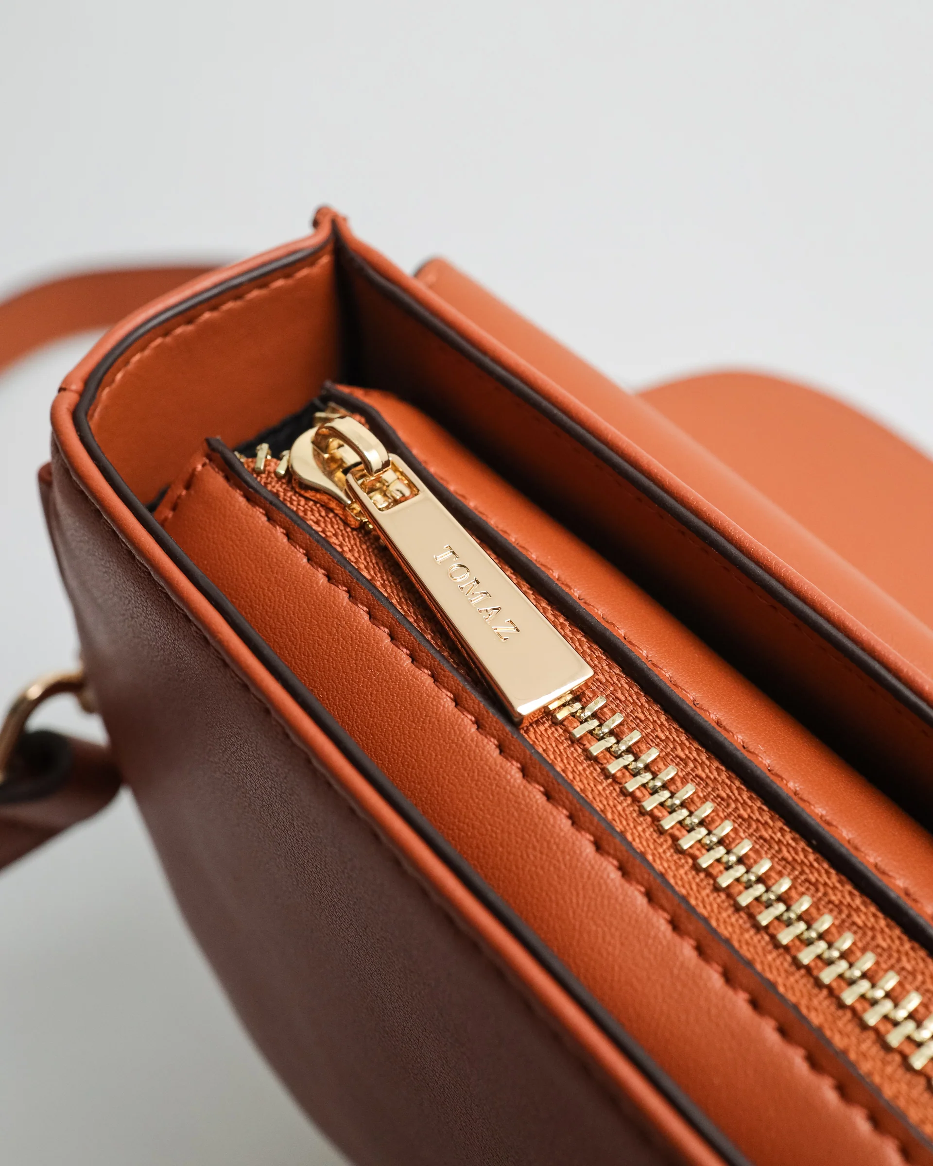 Tomaz BL174 Ladies Saddle Bag - Image 5