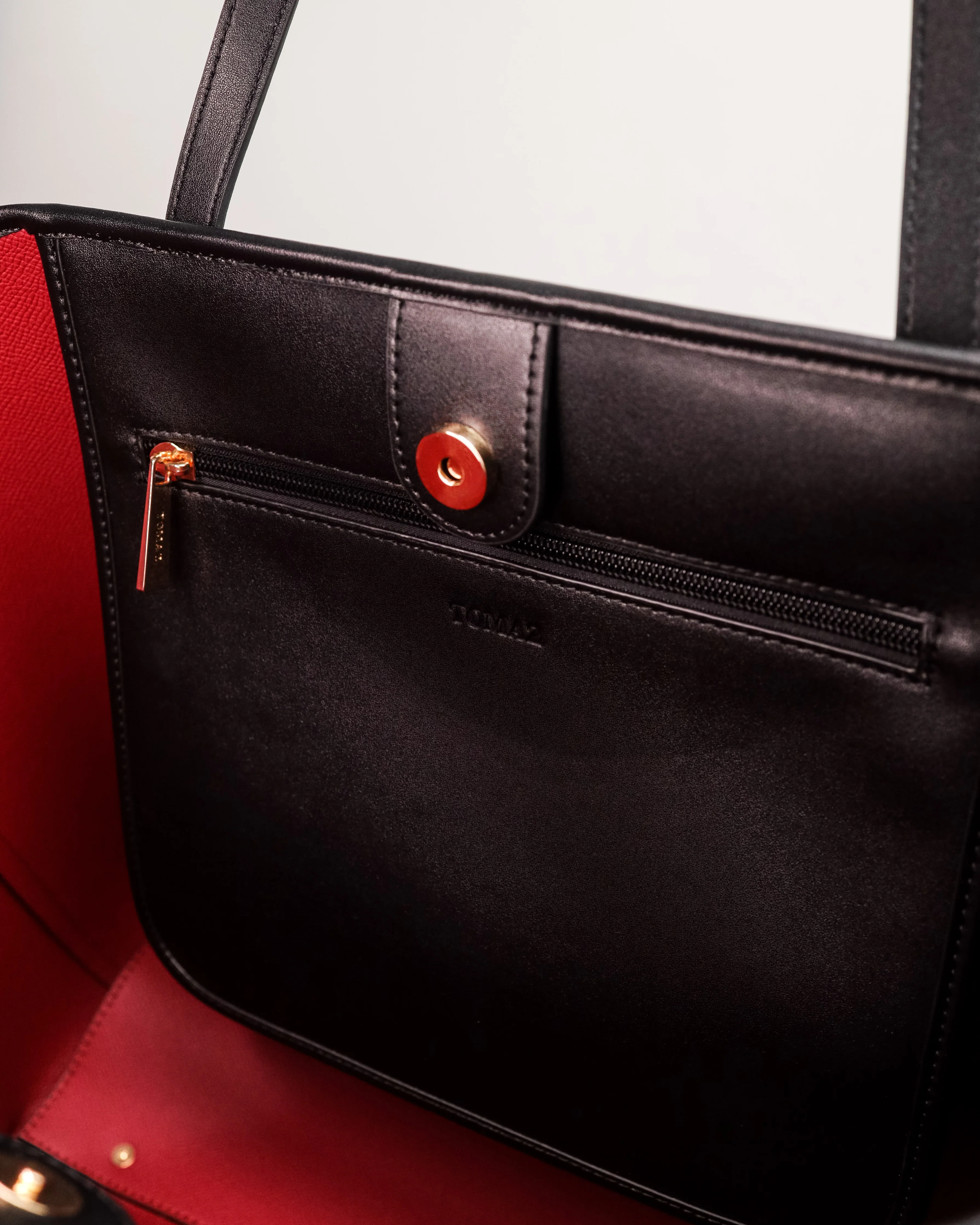 Tomaz BL277 Elegant Monogram Tote Bag - Image 4