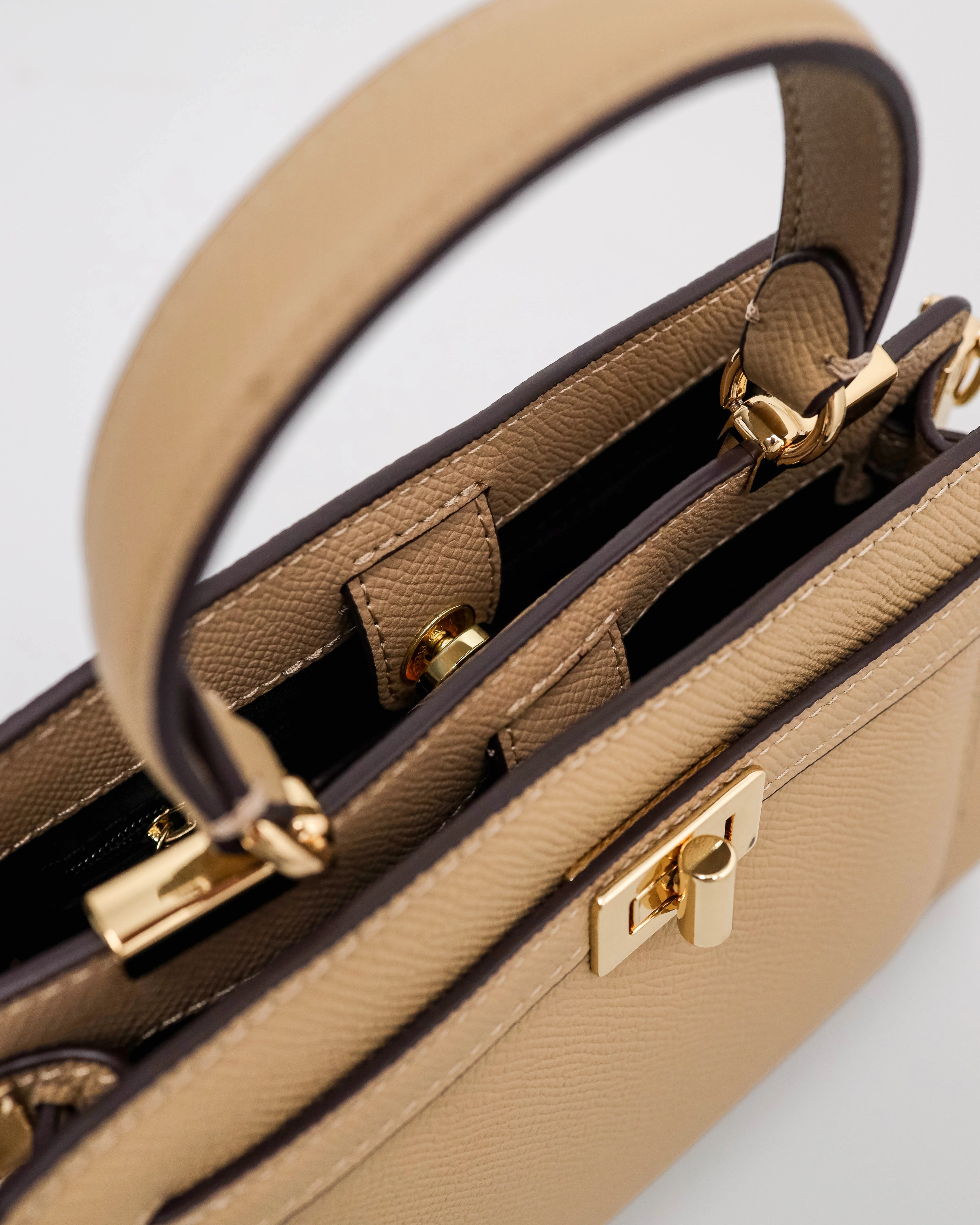 Tomaz BL301 Ladies Crossbody Bag - Image 7