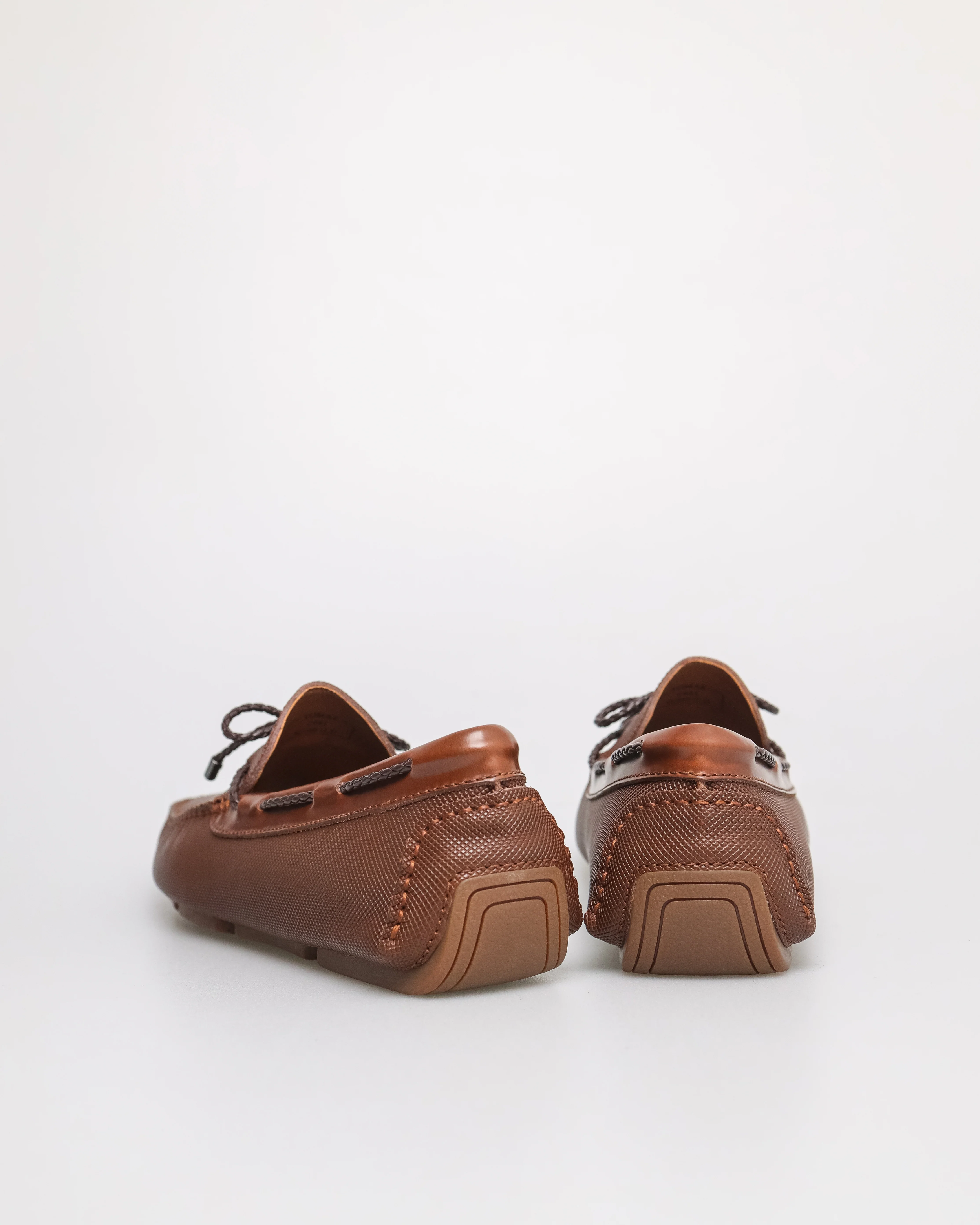 Tomaz C461 Men's Braided Bow Moccasins - Image 3