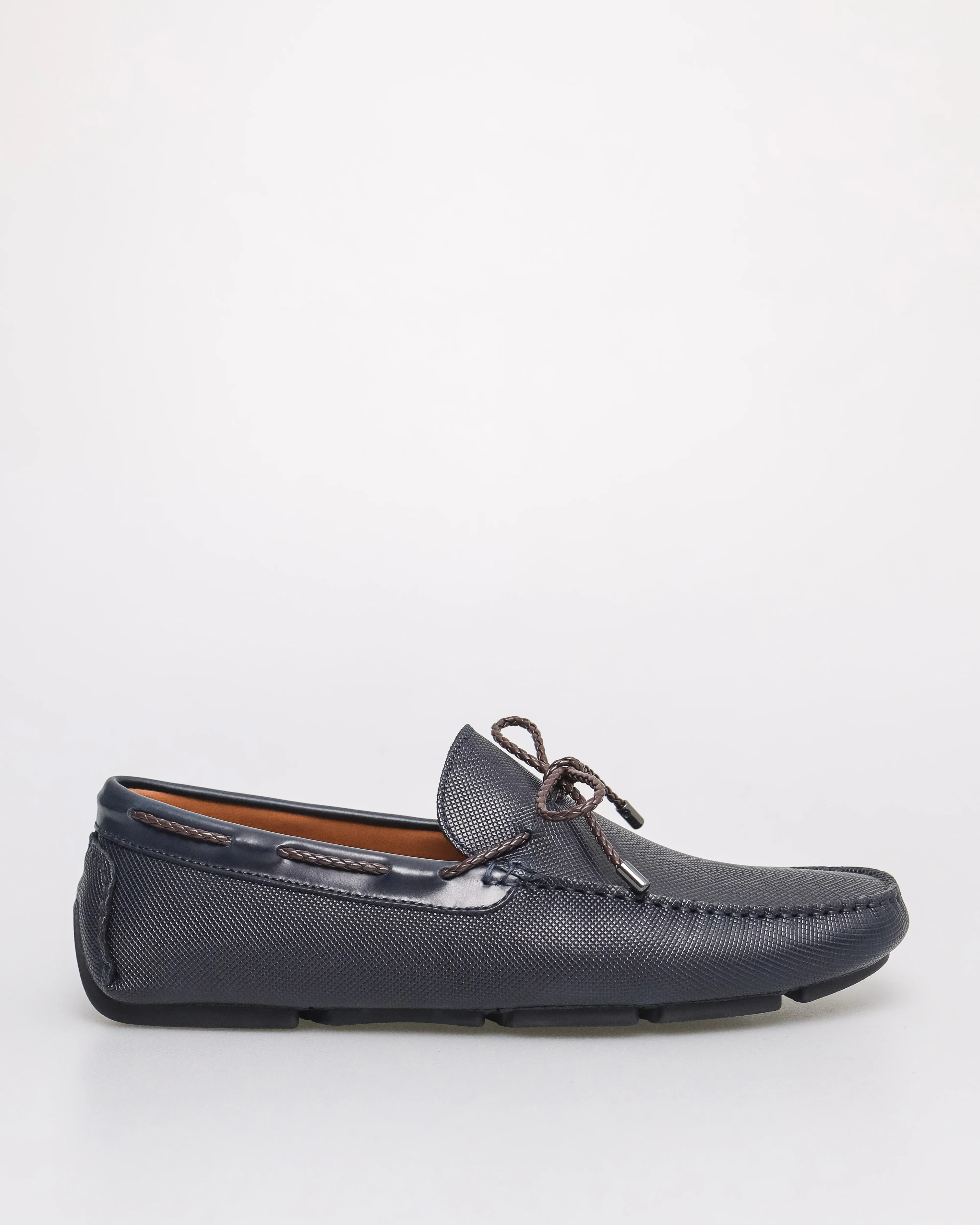 Tomaz C461 Men's Braided Bow Moccasins - Image 5