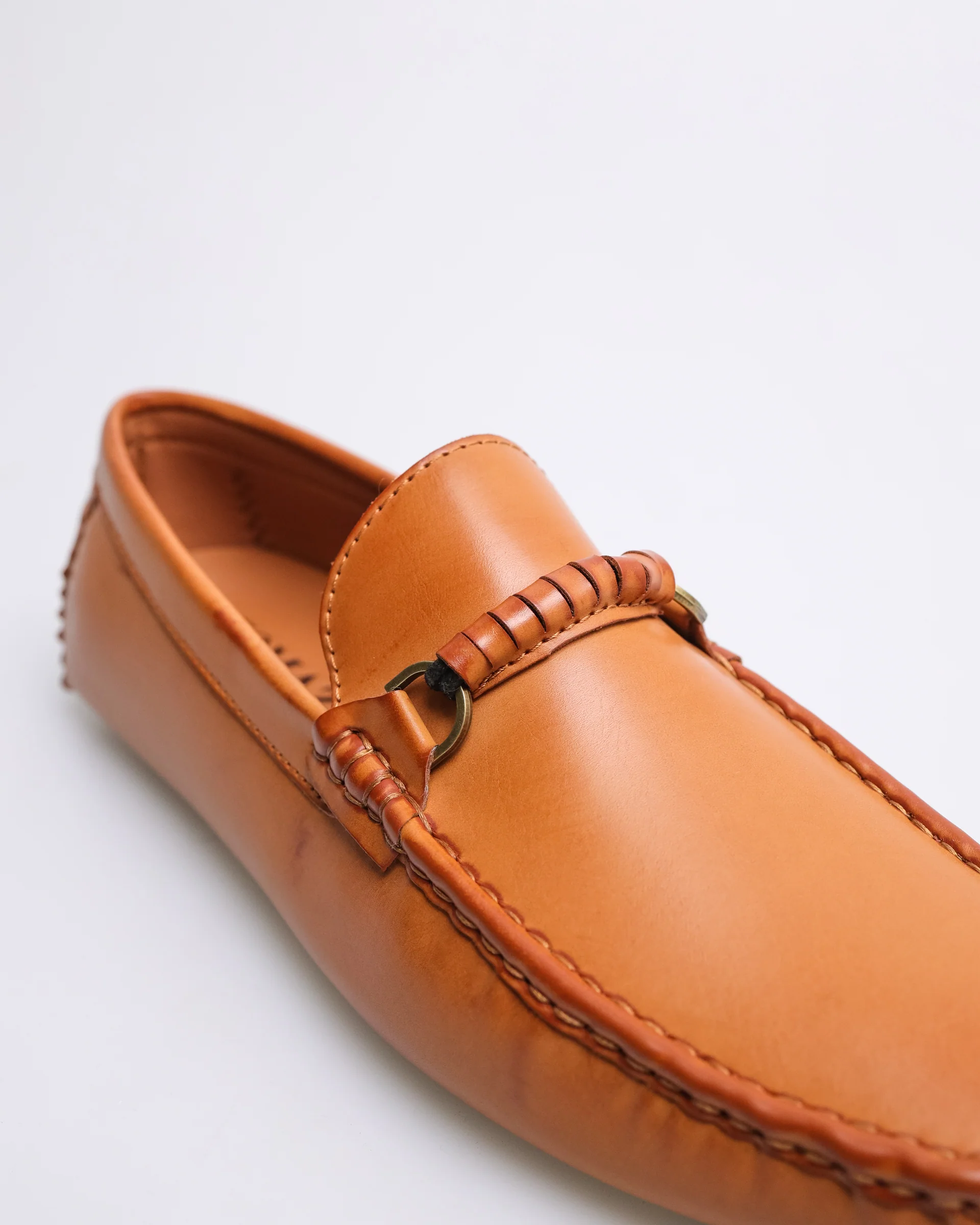 Tomaz C499 Men's Buckle Moccasins - Image 12