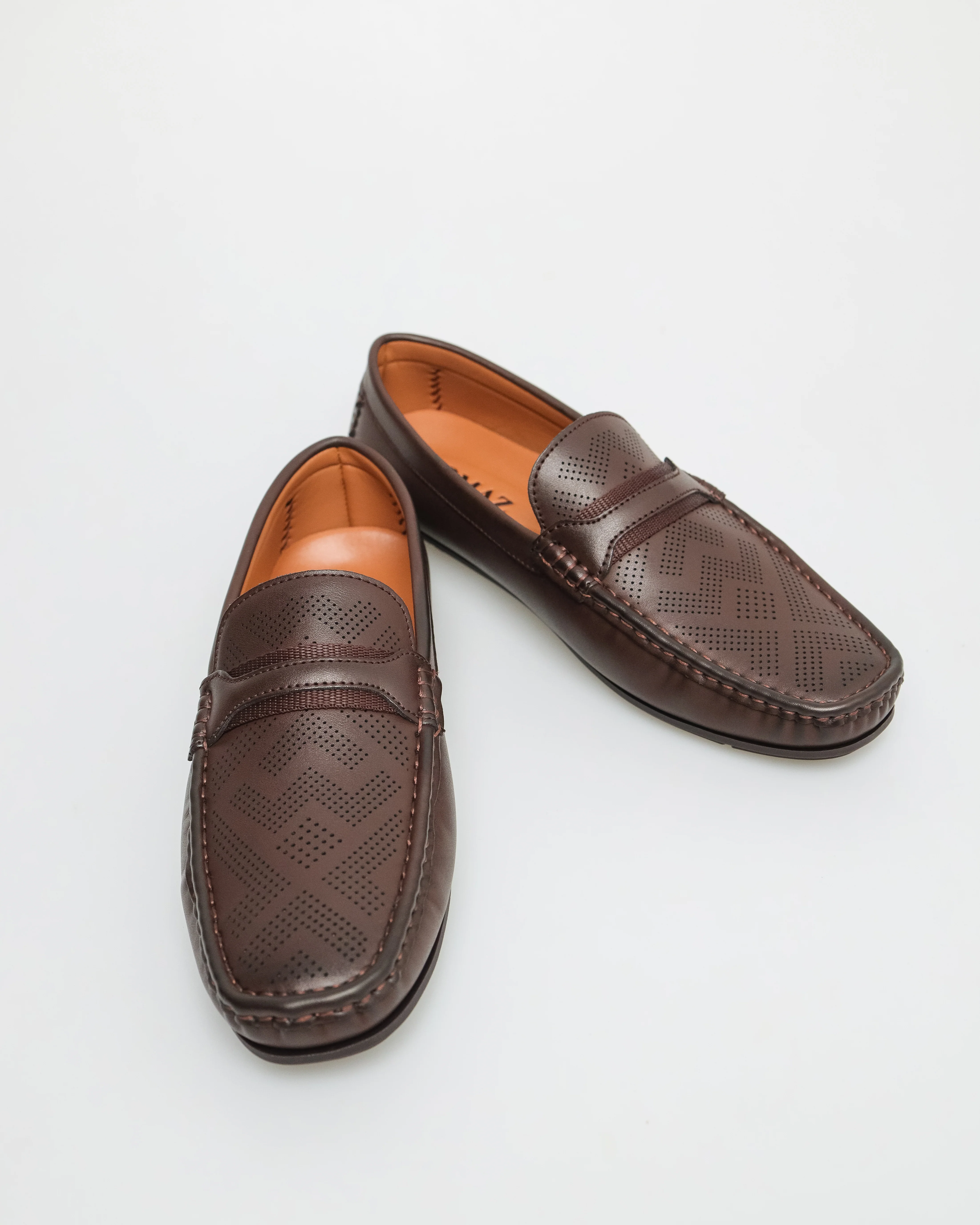 Tomaz C581 Men's Buckle Moccasins - Image 6