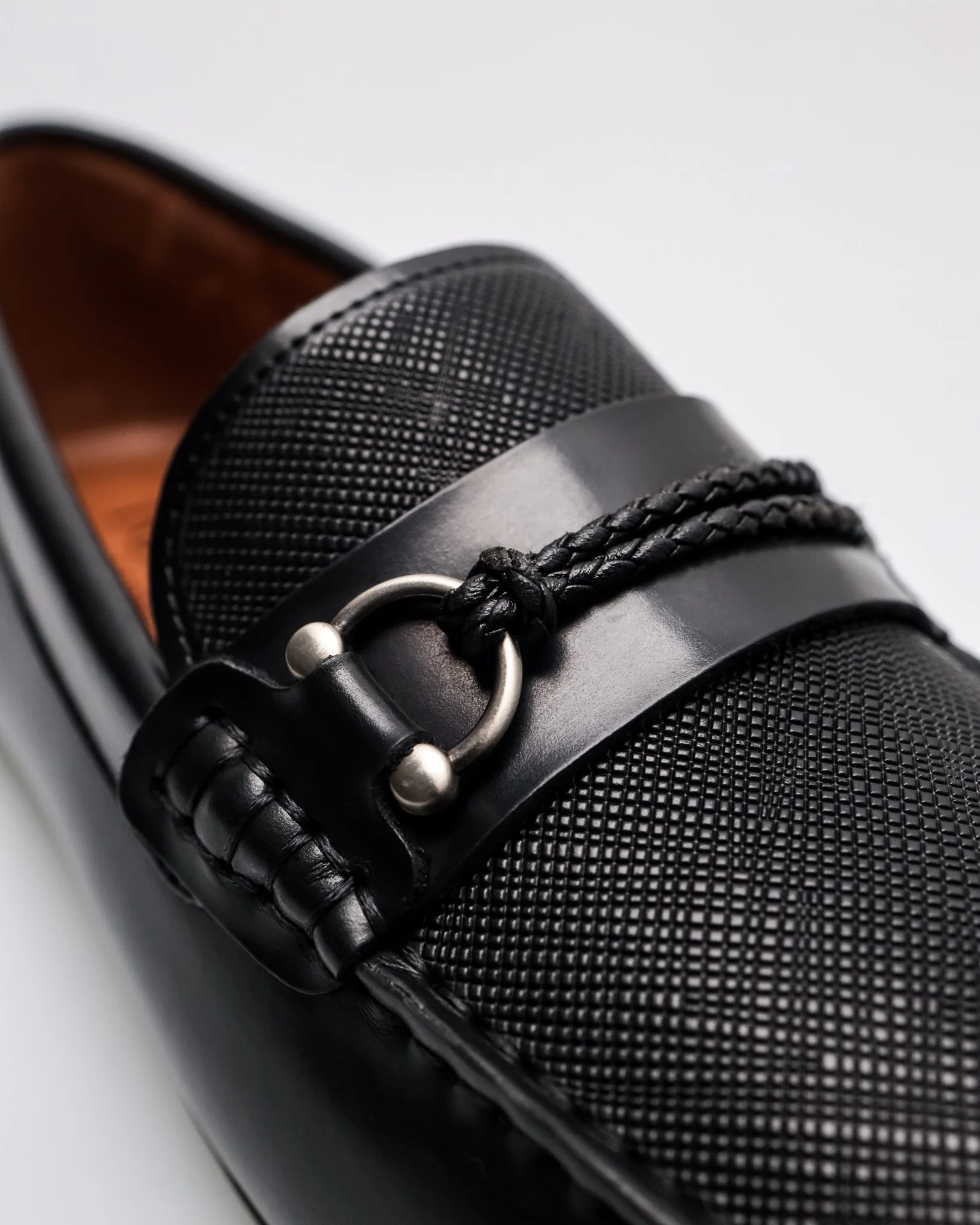 Tomaz C654 Men's Buckle Moccasins - Image 8