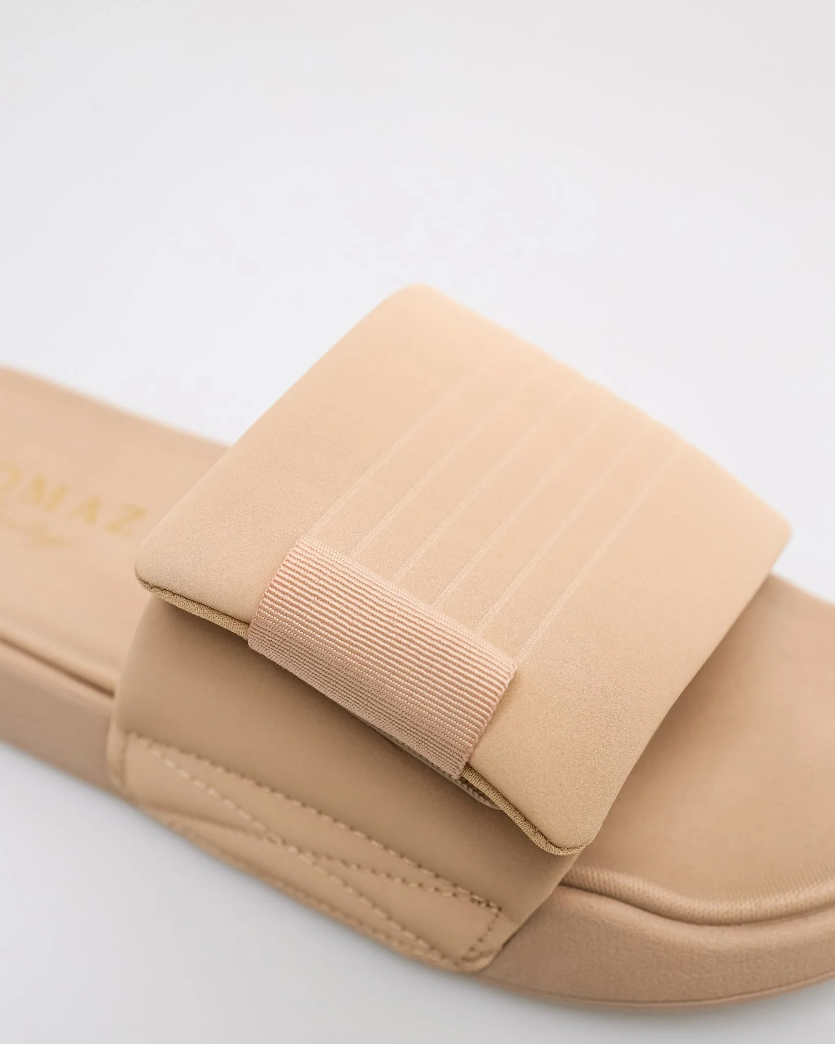 Tomaz C661 Men's Metro Sandal - Image 4