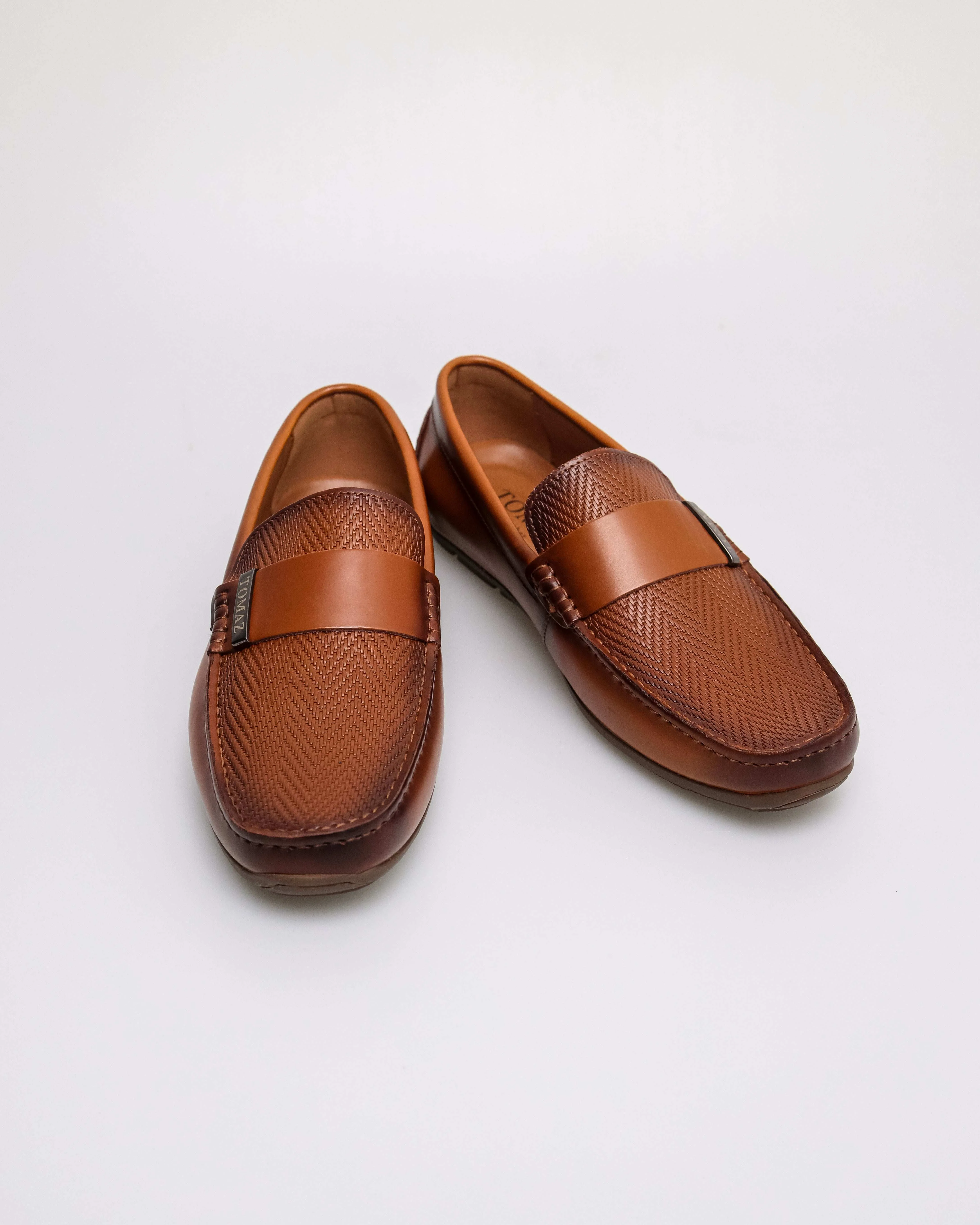 Tomaz C671 Men's Classic Textured Moccasins - Image 2