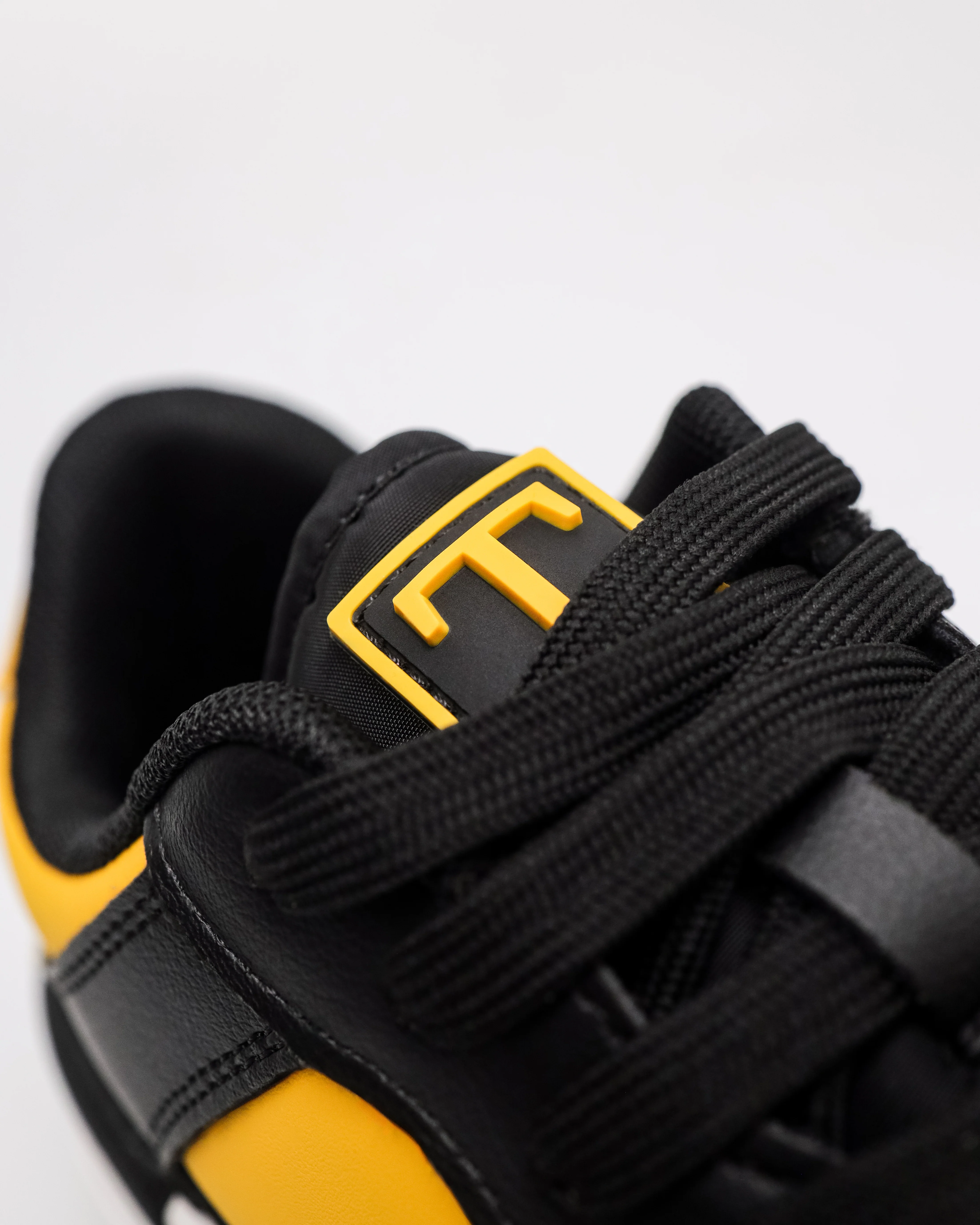 Tomaz C675M Men's Modern Stride Sneakers - Image 16