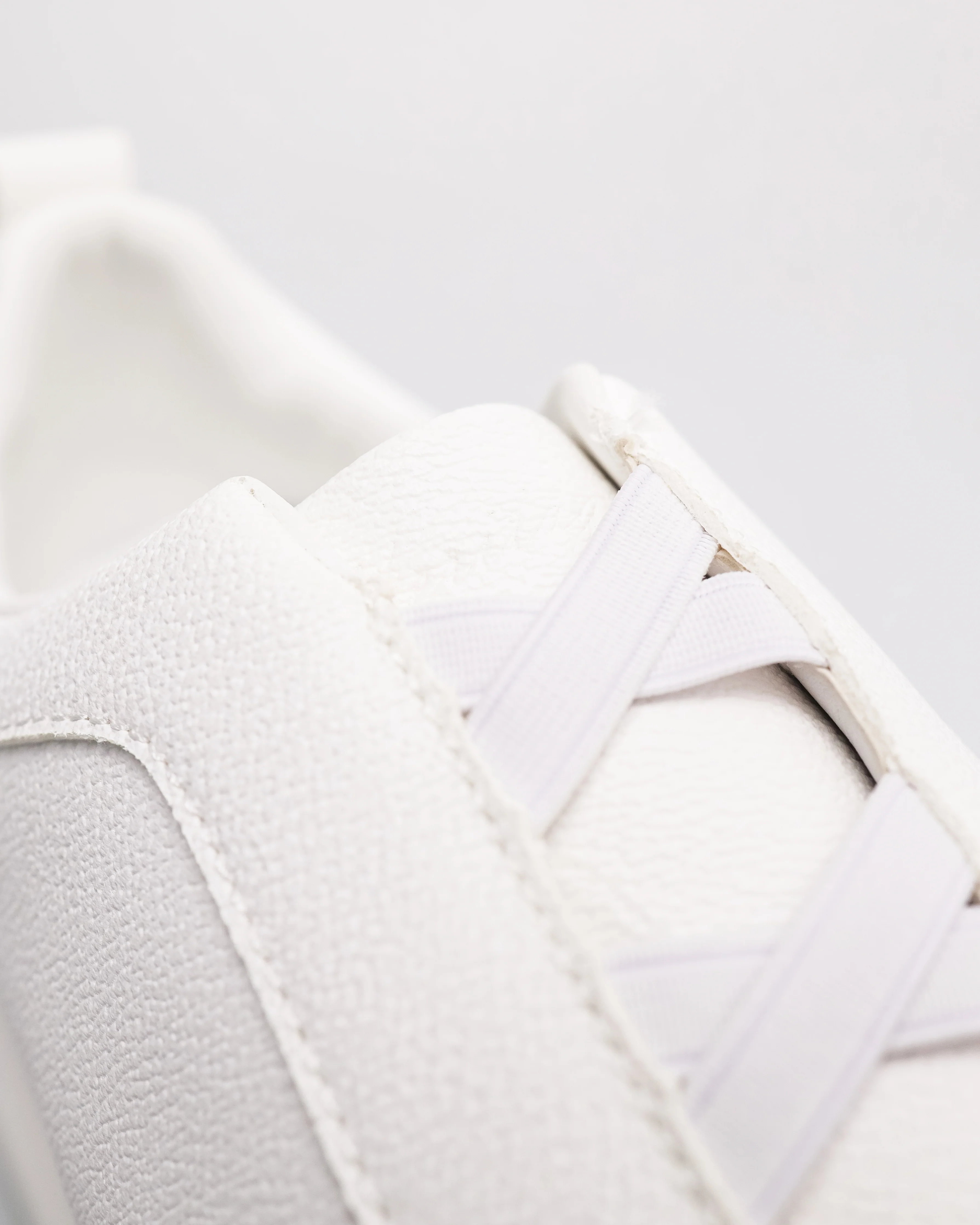 Tomaz C676W Ladies Plain X-Strap Sneakers - Image 8