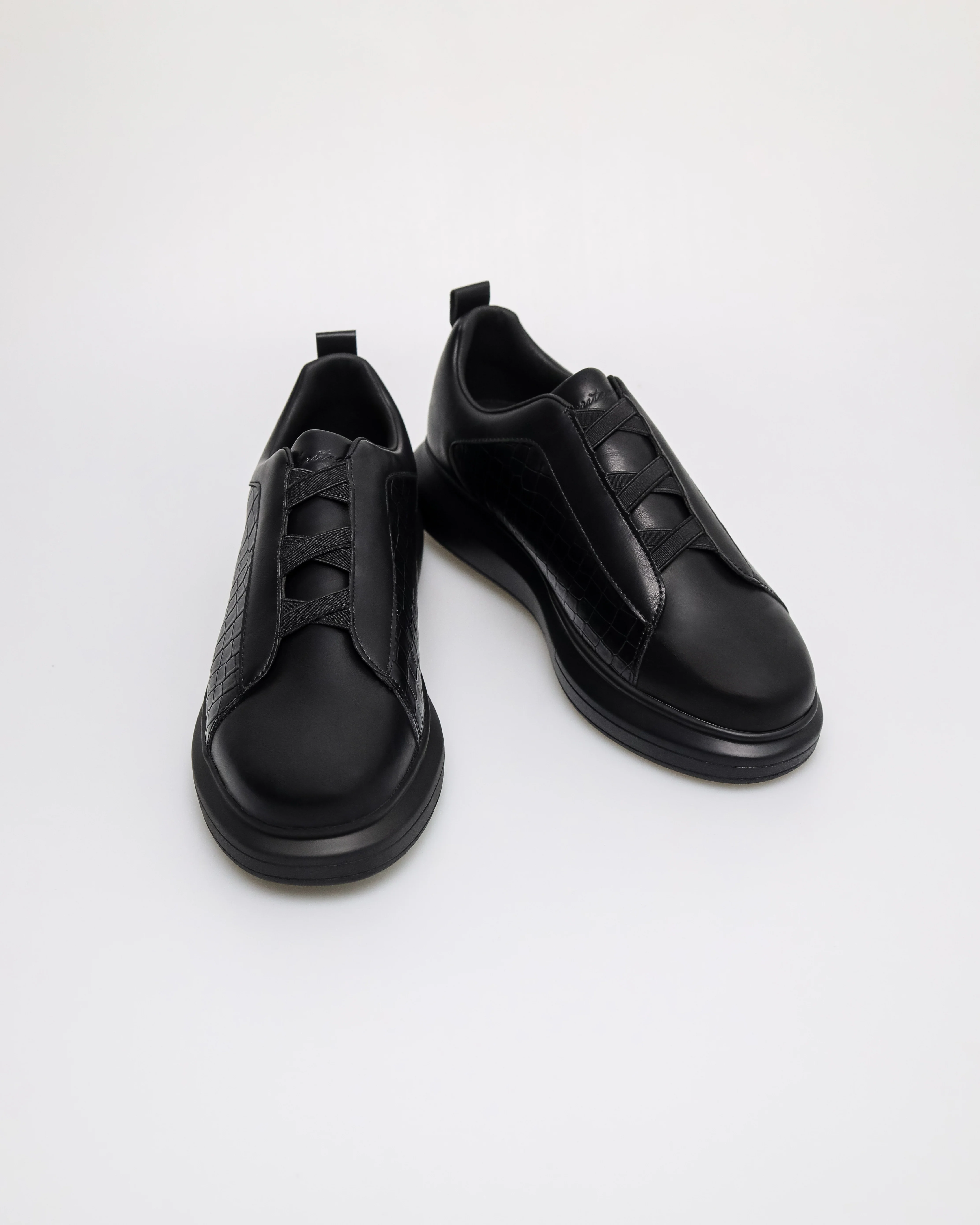 Tomaz C677 Men's Croc-Strap Sneakers - Image 2