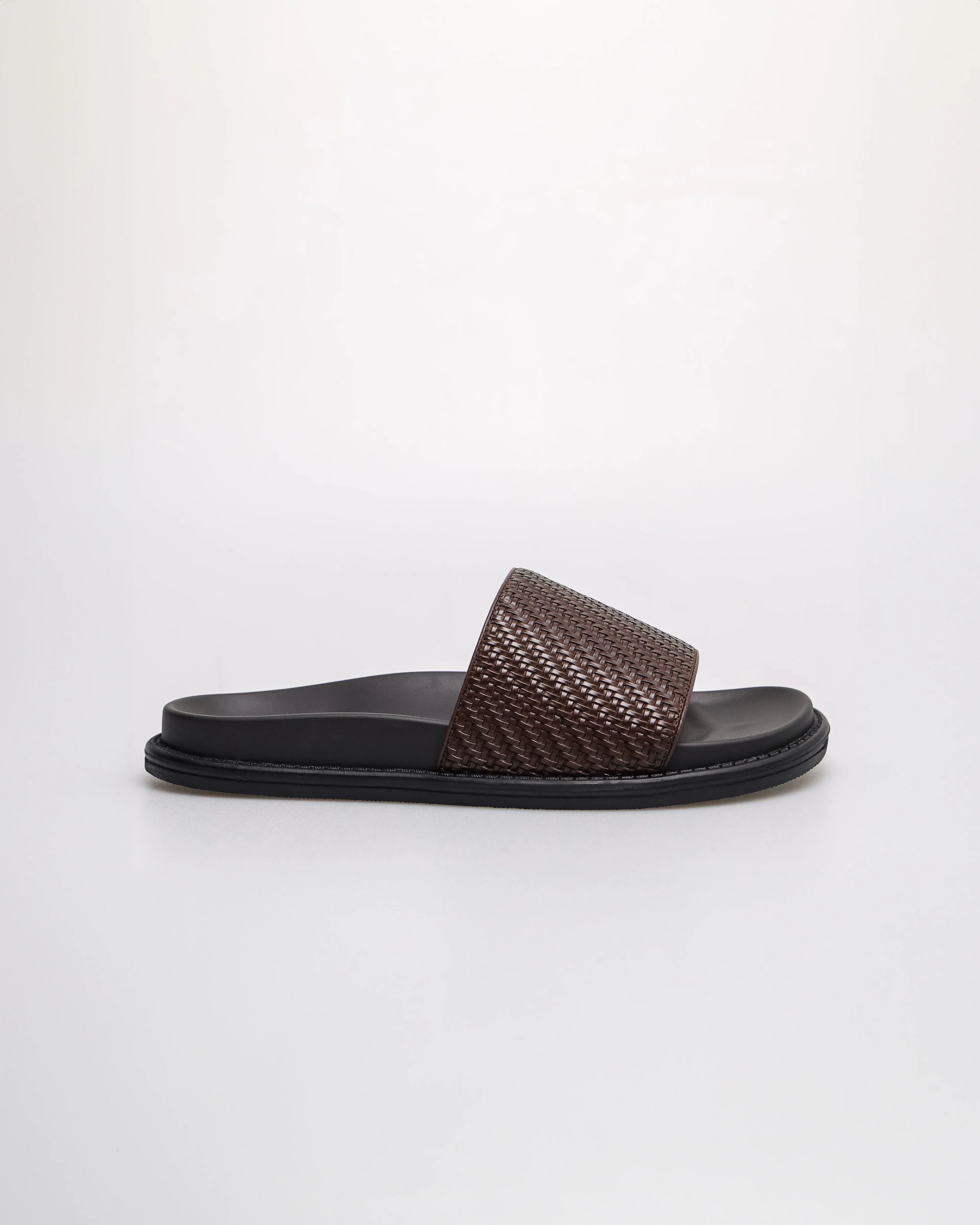 Tomaz C683 Men's Woven Sandals - Image 9