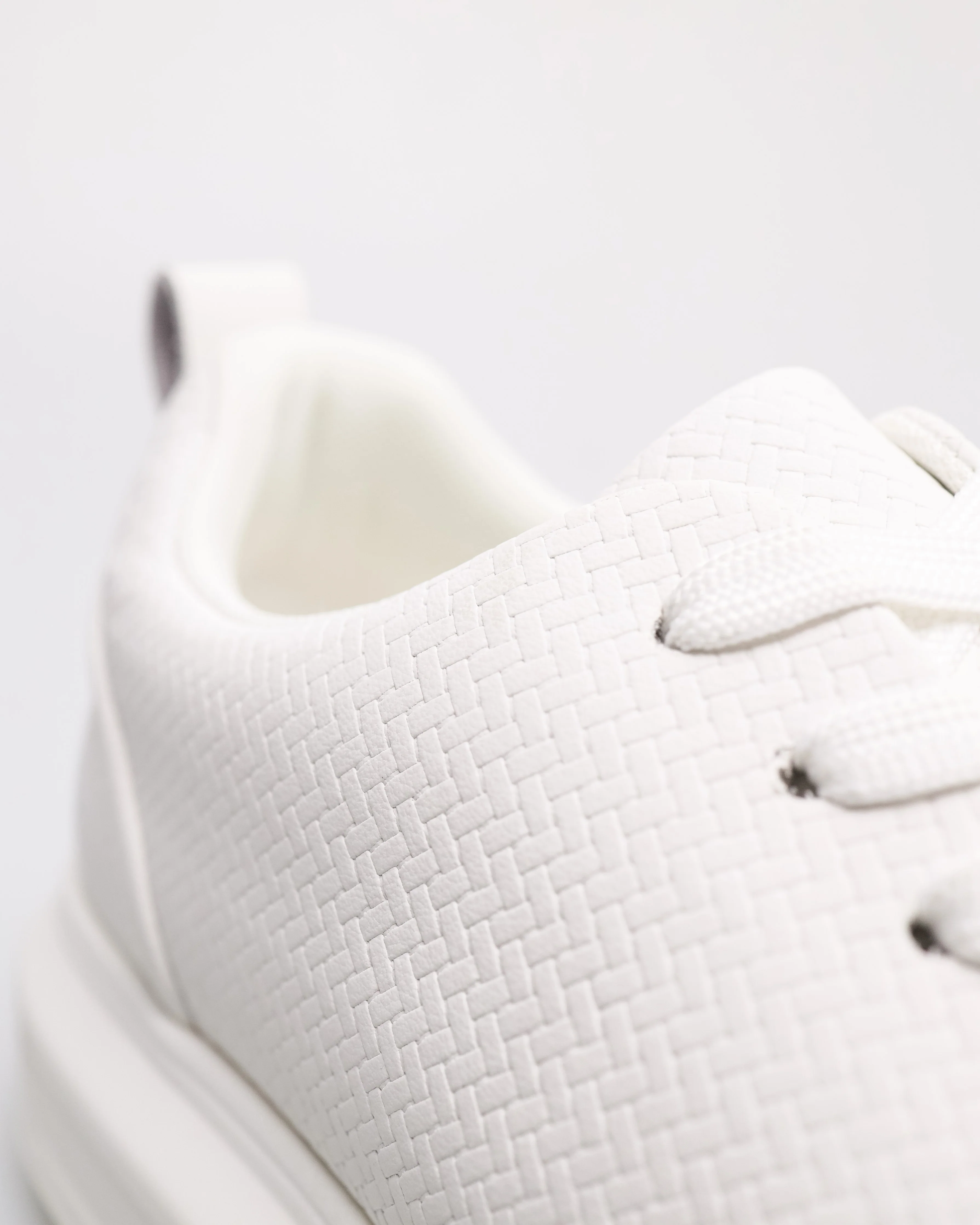 Tomaz C688 Men's Weavetex Sneakers - Image 8
