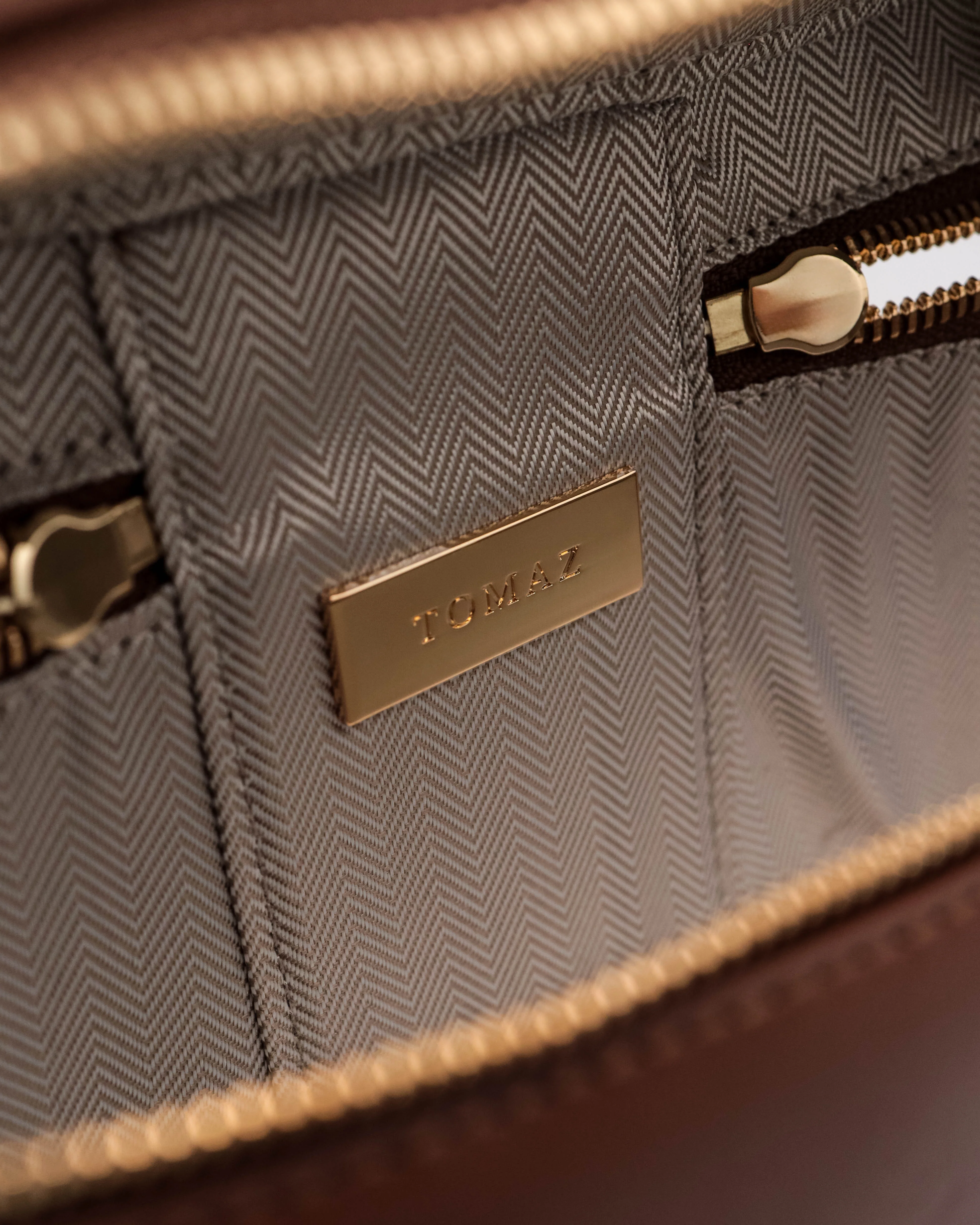 Tomaz CL-B010 Ladies Structured Top Handle Bag - Image 6