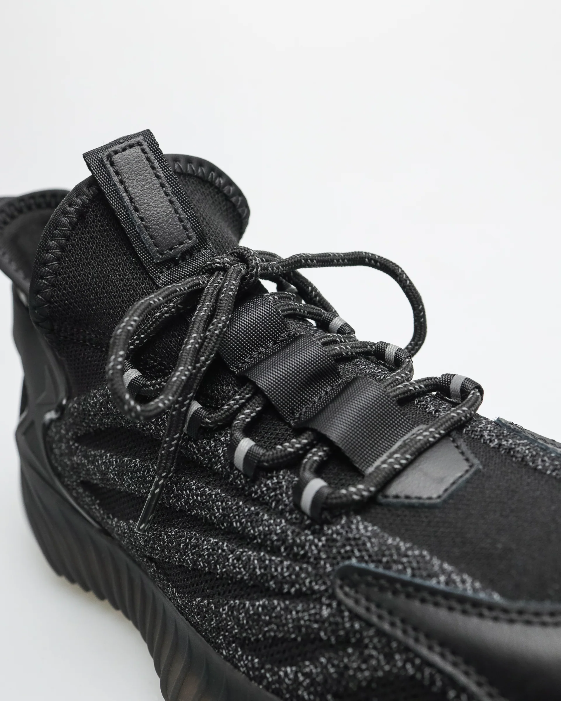 Tomaz DS001 Men's Sneakers - Image 4