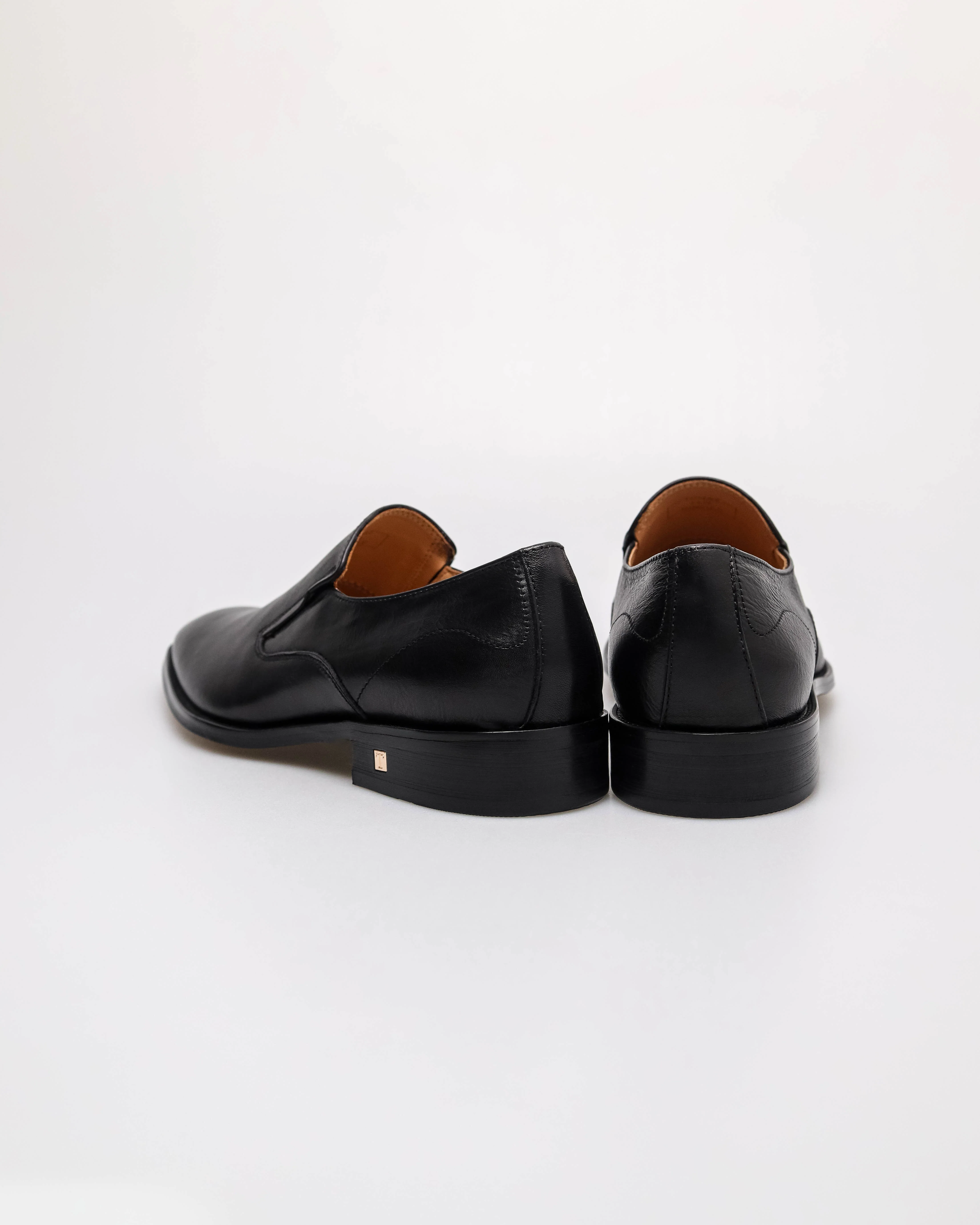 Tomaz F338 Men's Blacksmith Loafers - Image 7