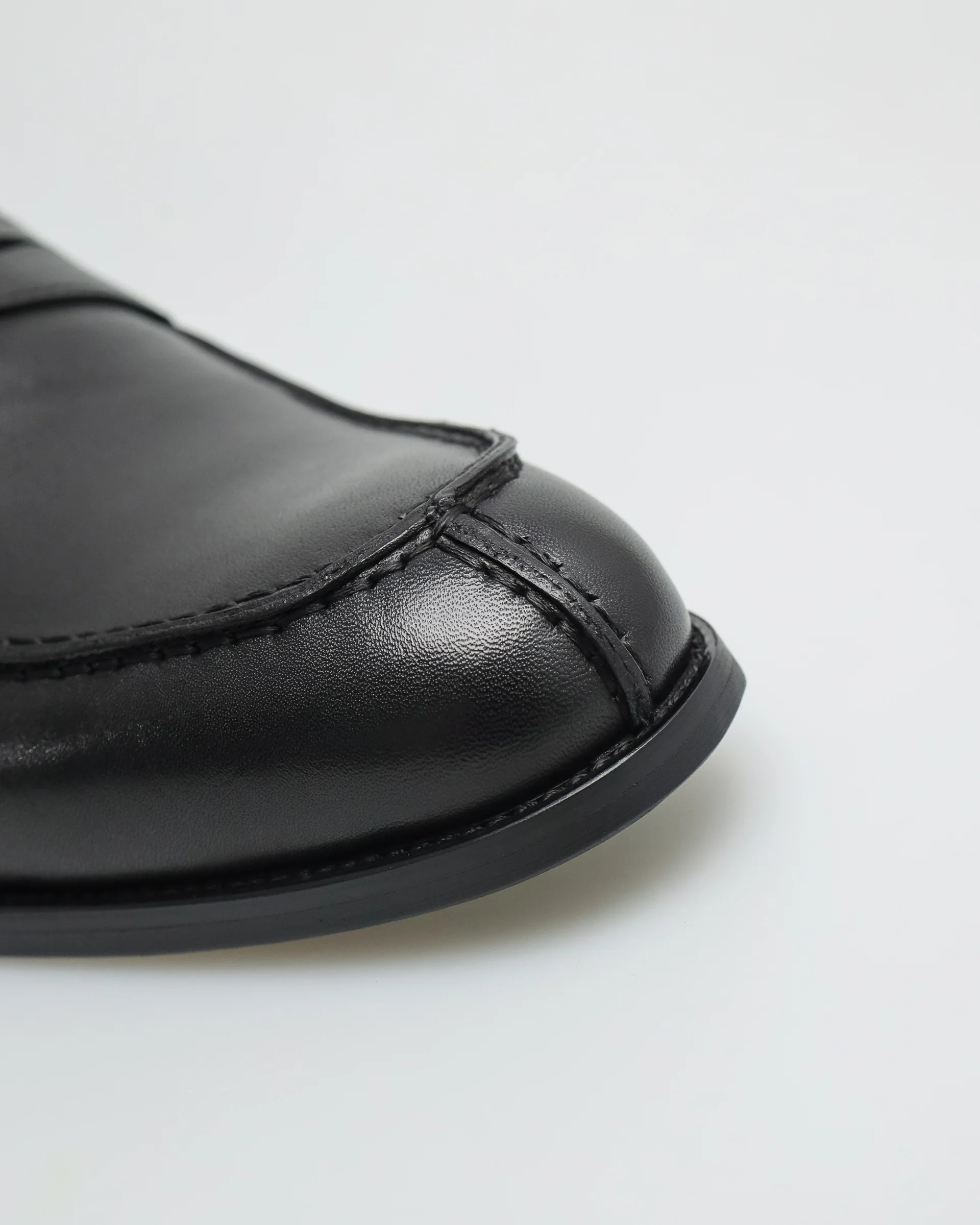 Tomaz F352 Men's Penny Loafer - Image 4
