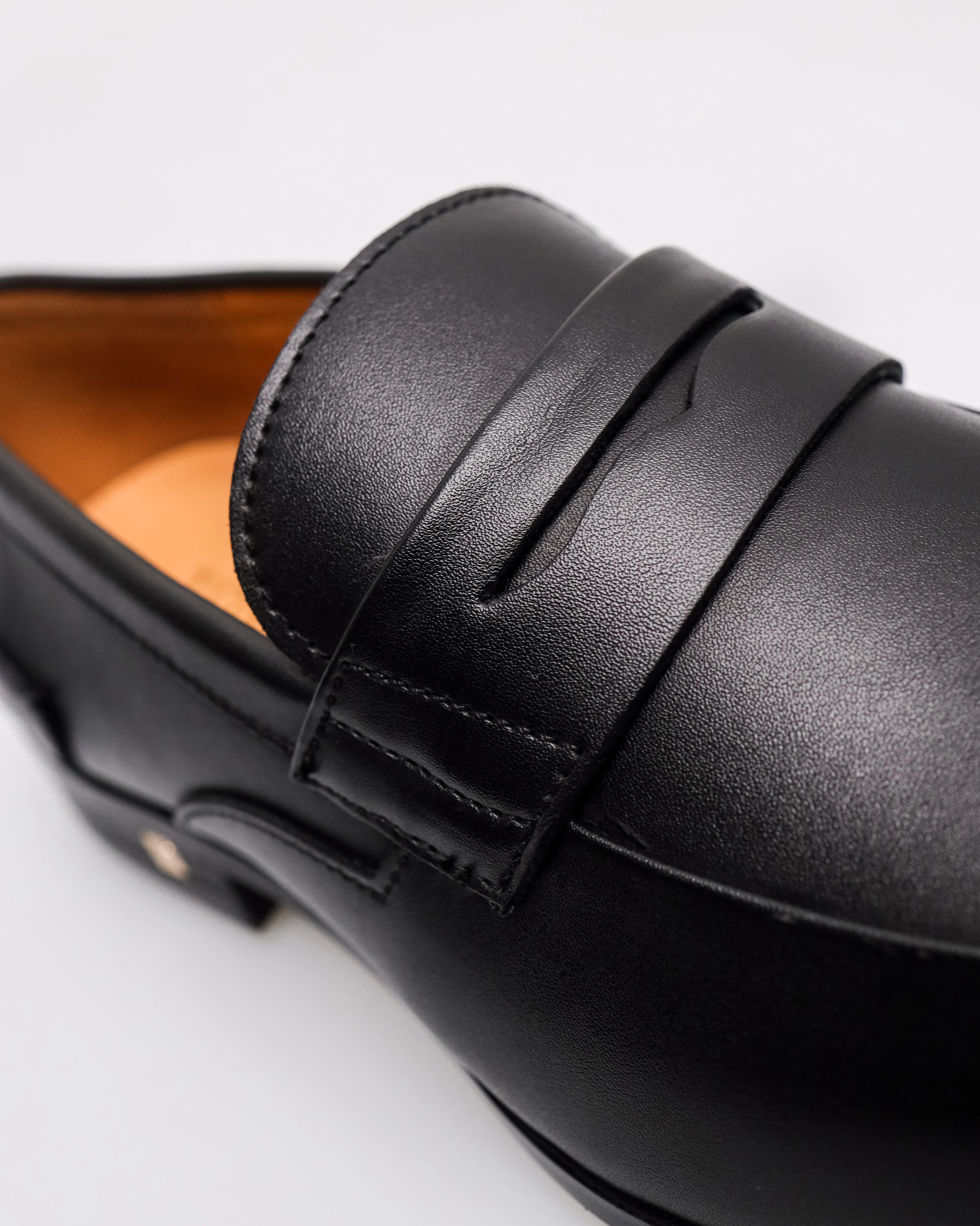 Tomaz F412 Men's Classic Leather Penny Loafer - Image 4