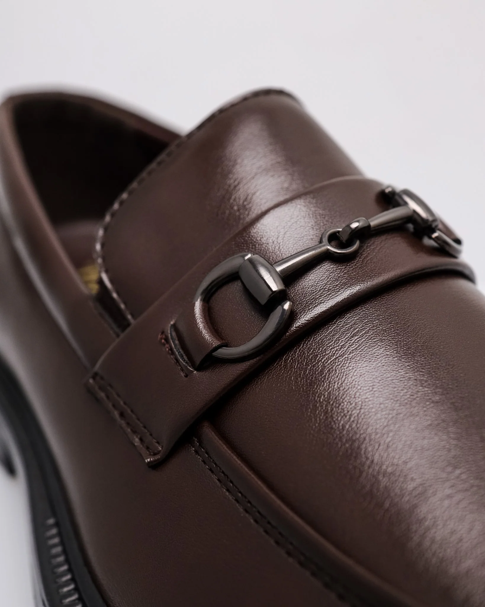 Tomaz F451 Men's Buckle Loafers - Image 4
