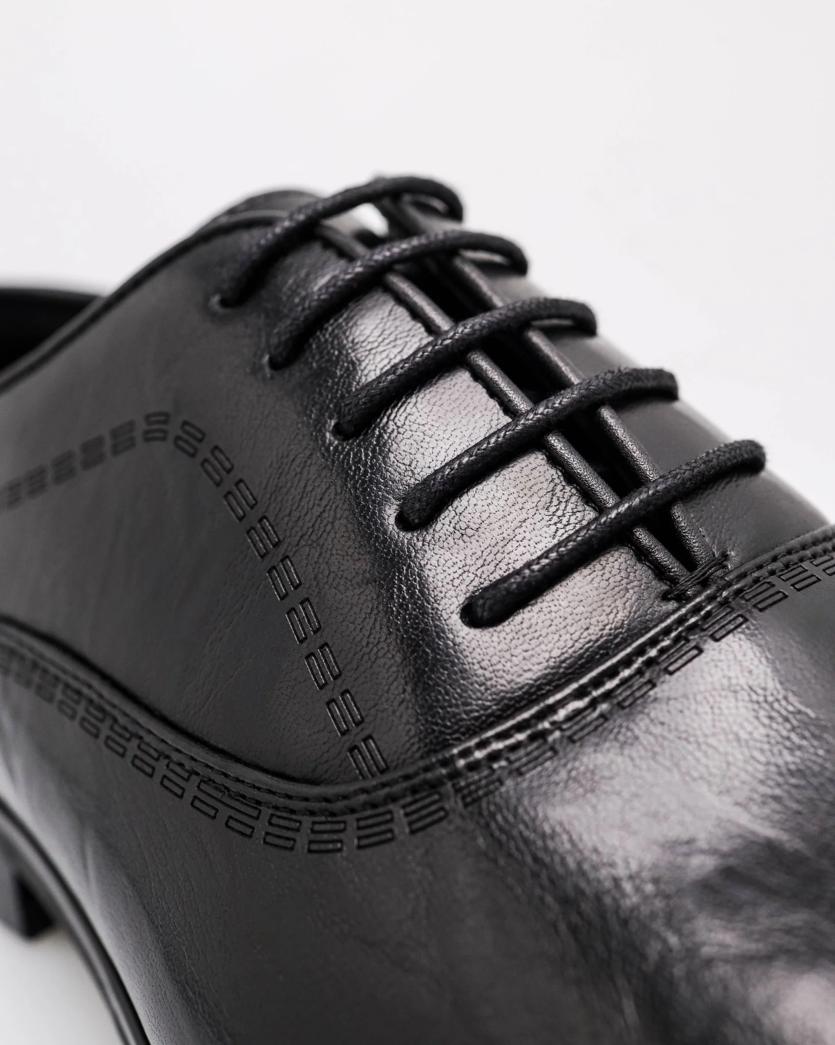 Tomaz F456 Men's Oxford Brogue - Image 8