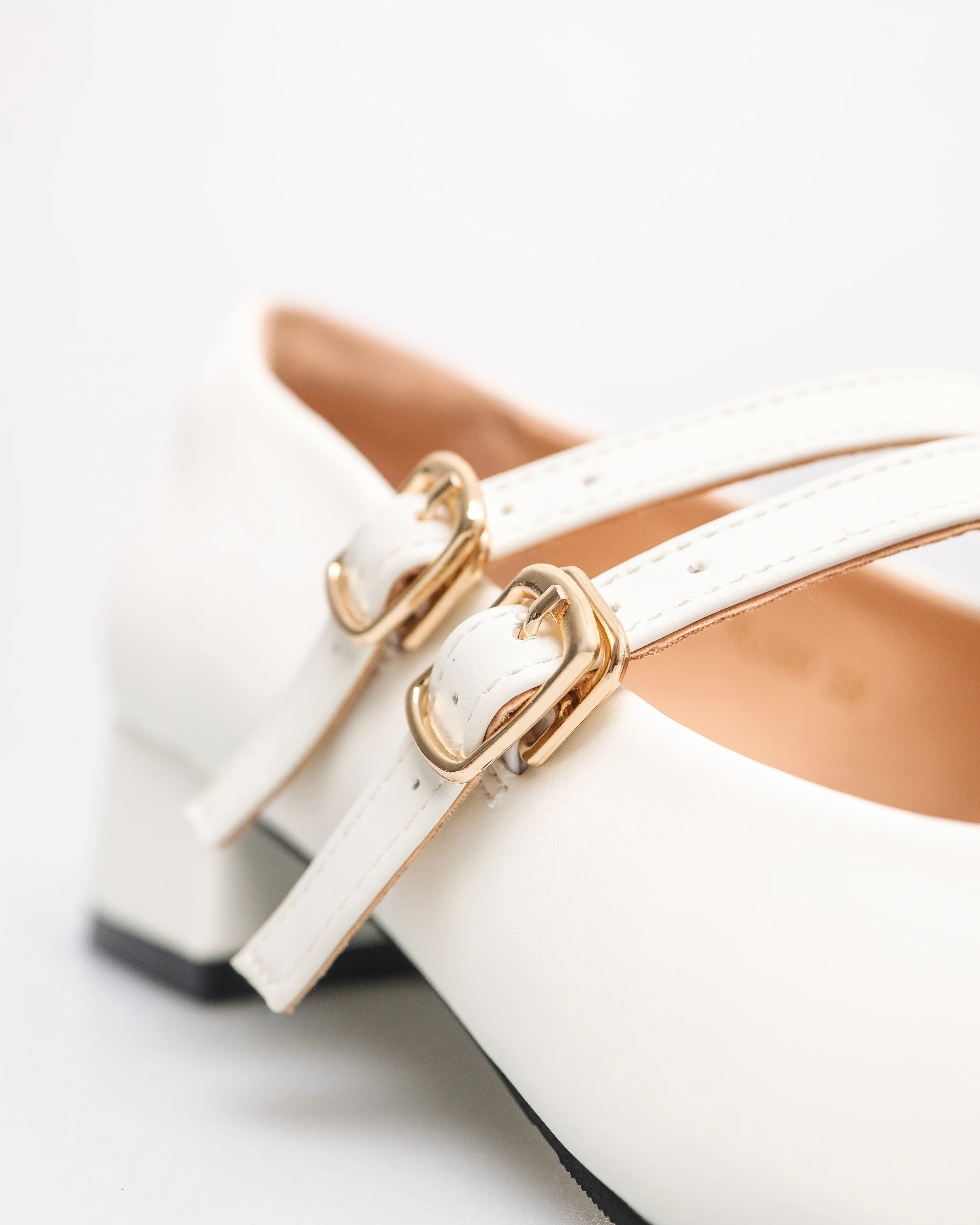 Tomaz FL090 Ladies Mary Jane Gold Buckle Heels - Image 8