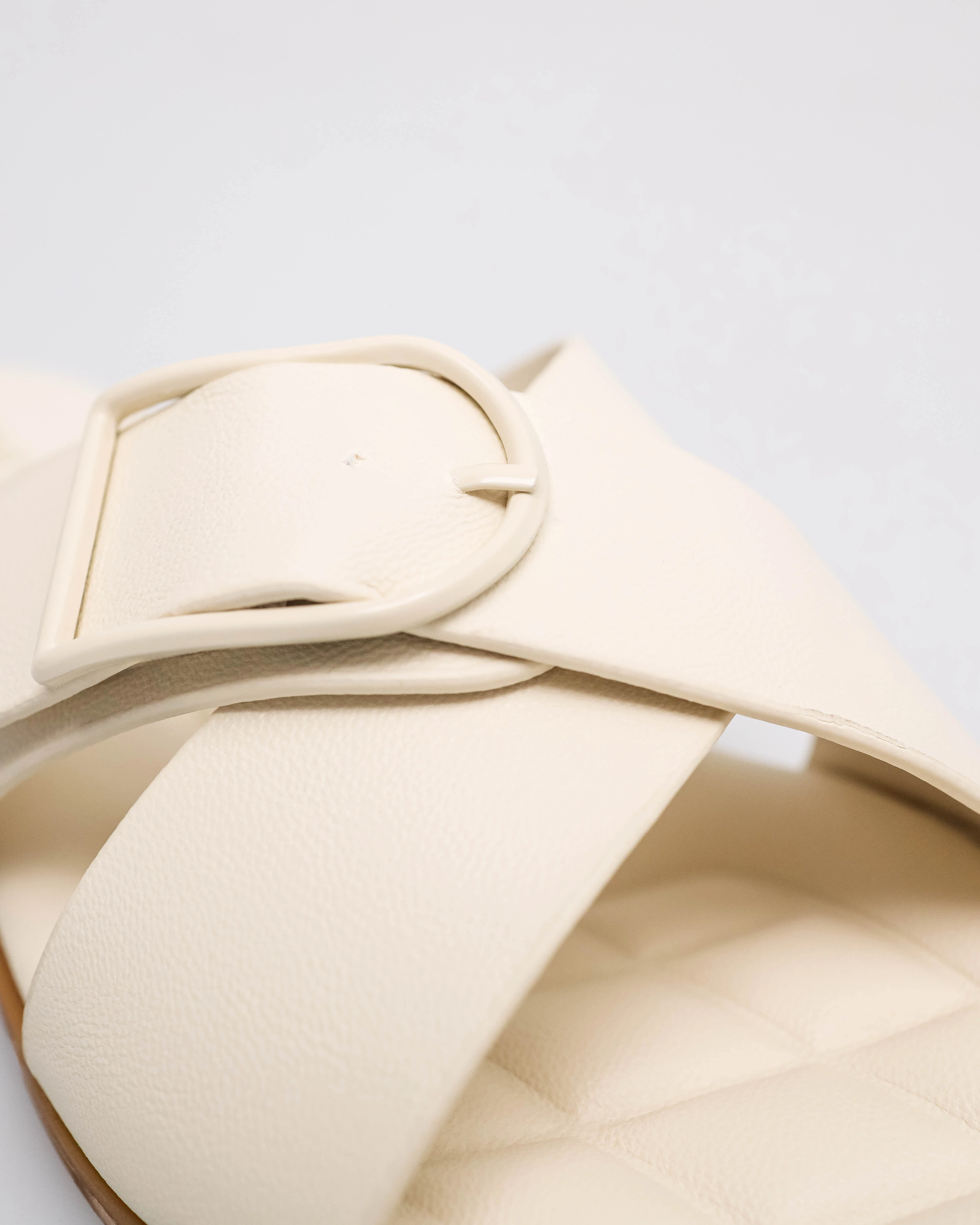 Tomaz FL161 Ladies Squared Cross Sandal - Image 8