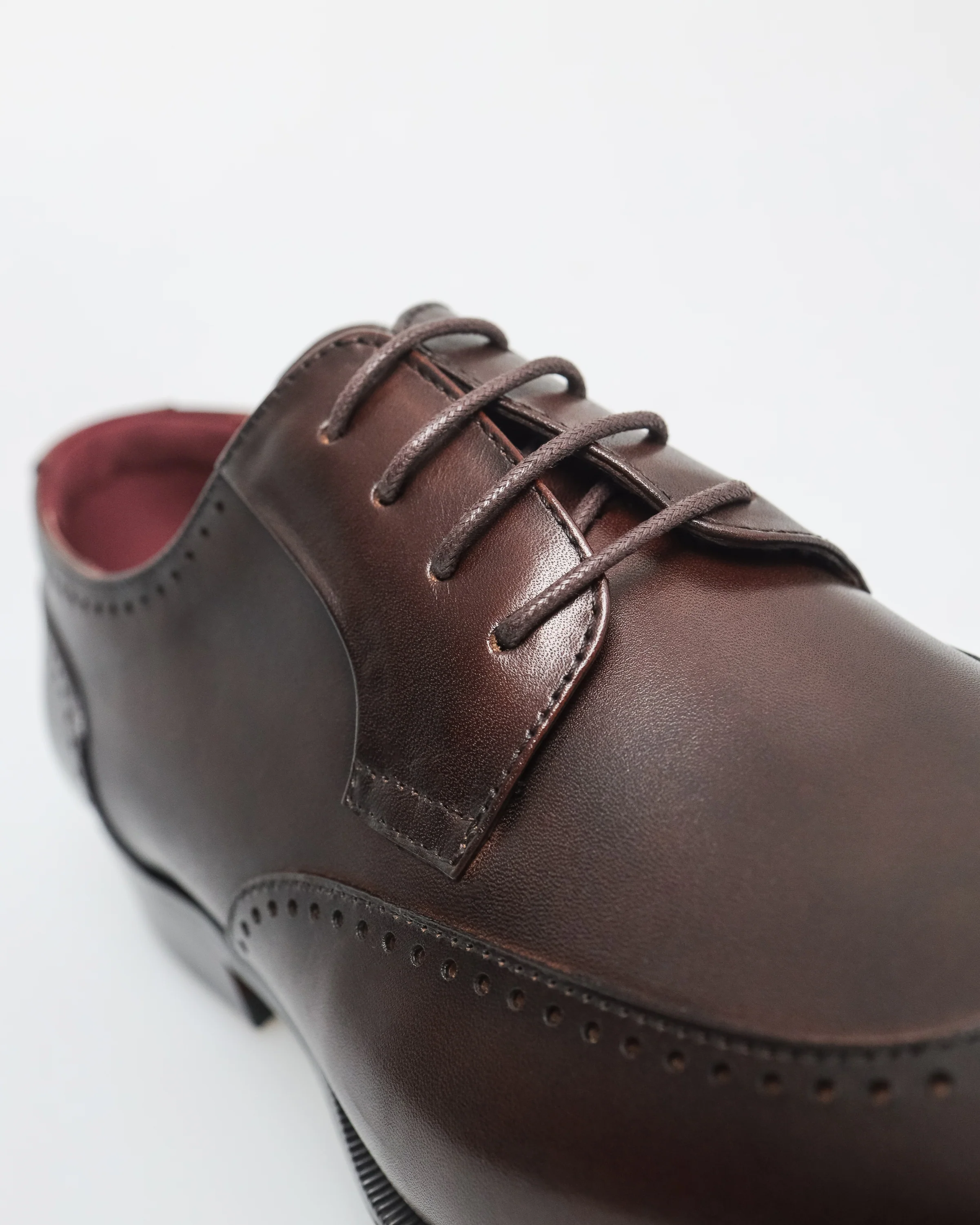 Tomaz HF080 Men's Refined Brogue Derby - Image 8