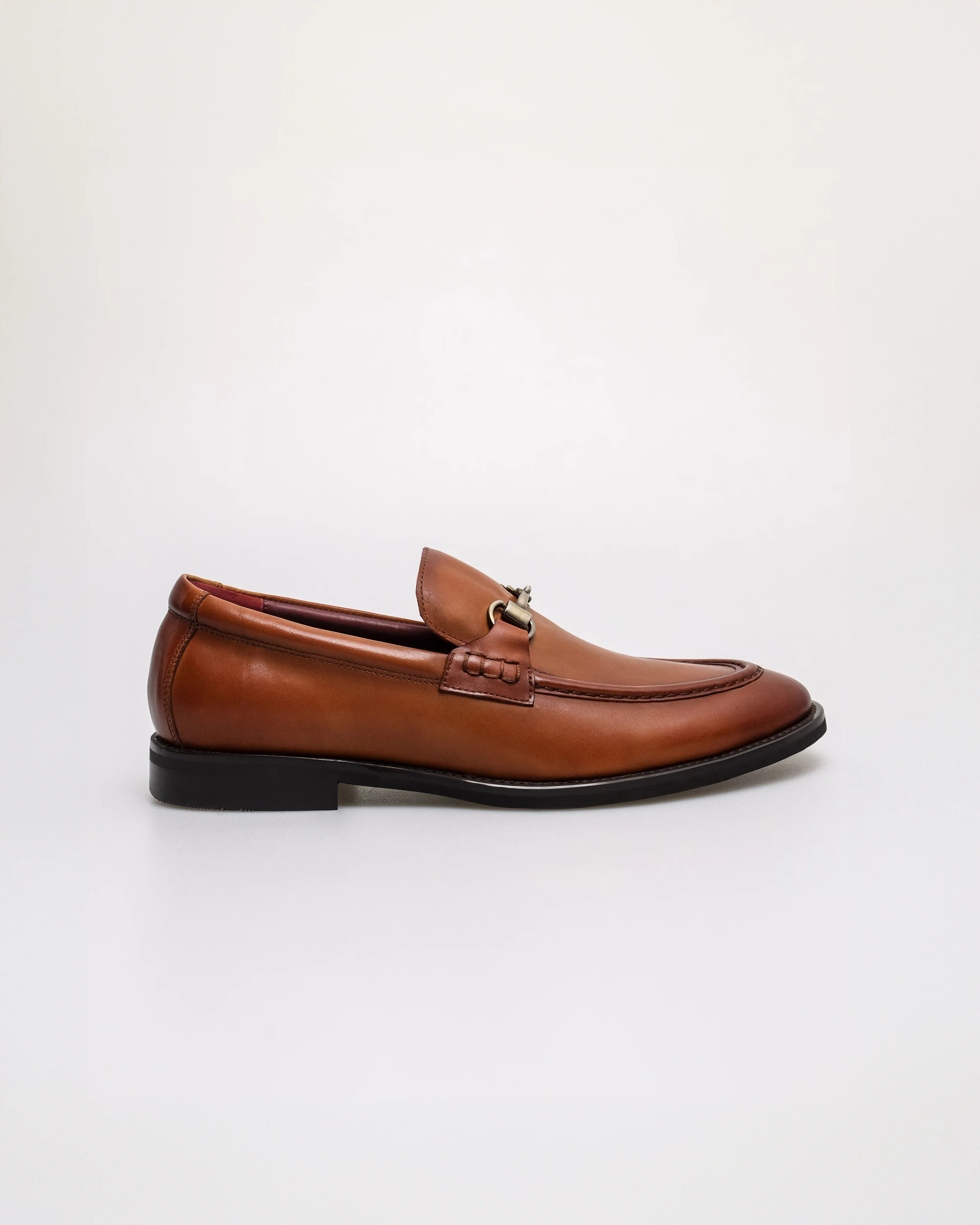 Tomaz HF125 Men's Classic Leather Horsebit Loafer - Image 5