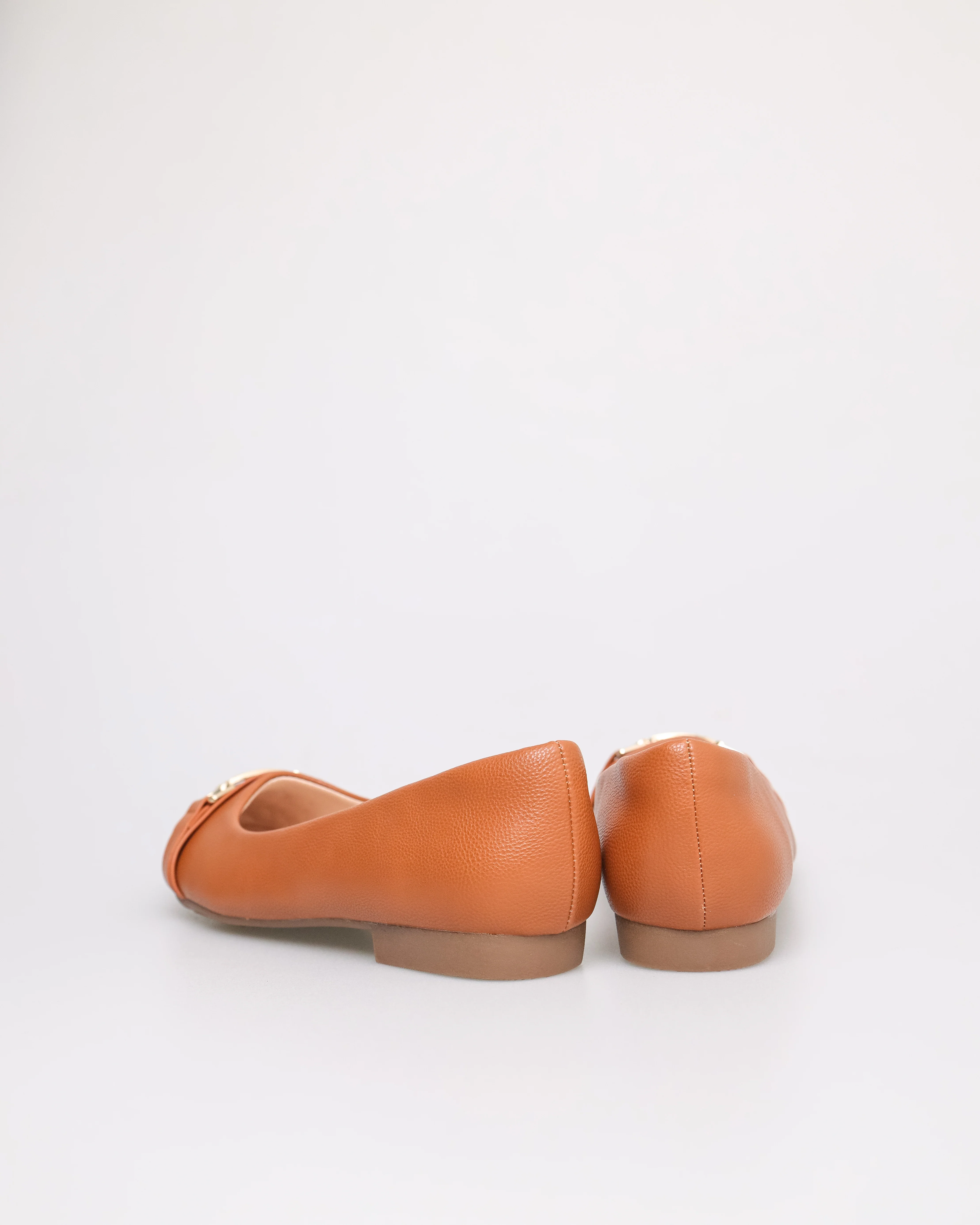 Tomaz NN254 Ladies Golden Buckle Flats - Image 3