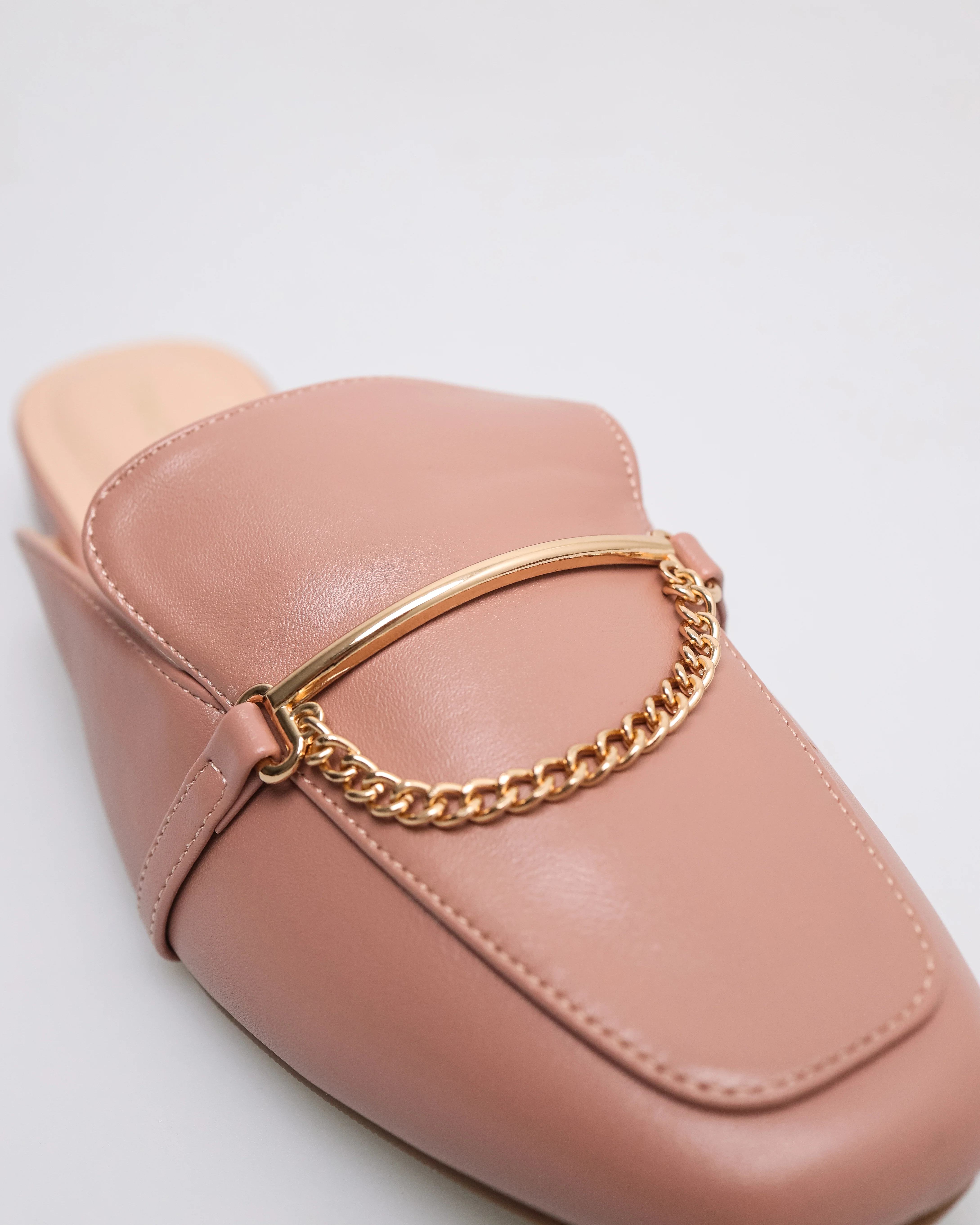 Tomaz NN365 Ladies Mini Gold Chain Mules - Image 8