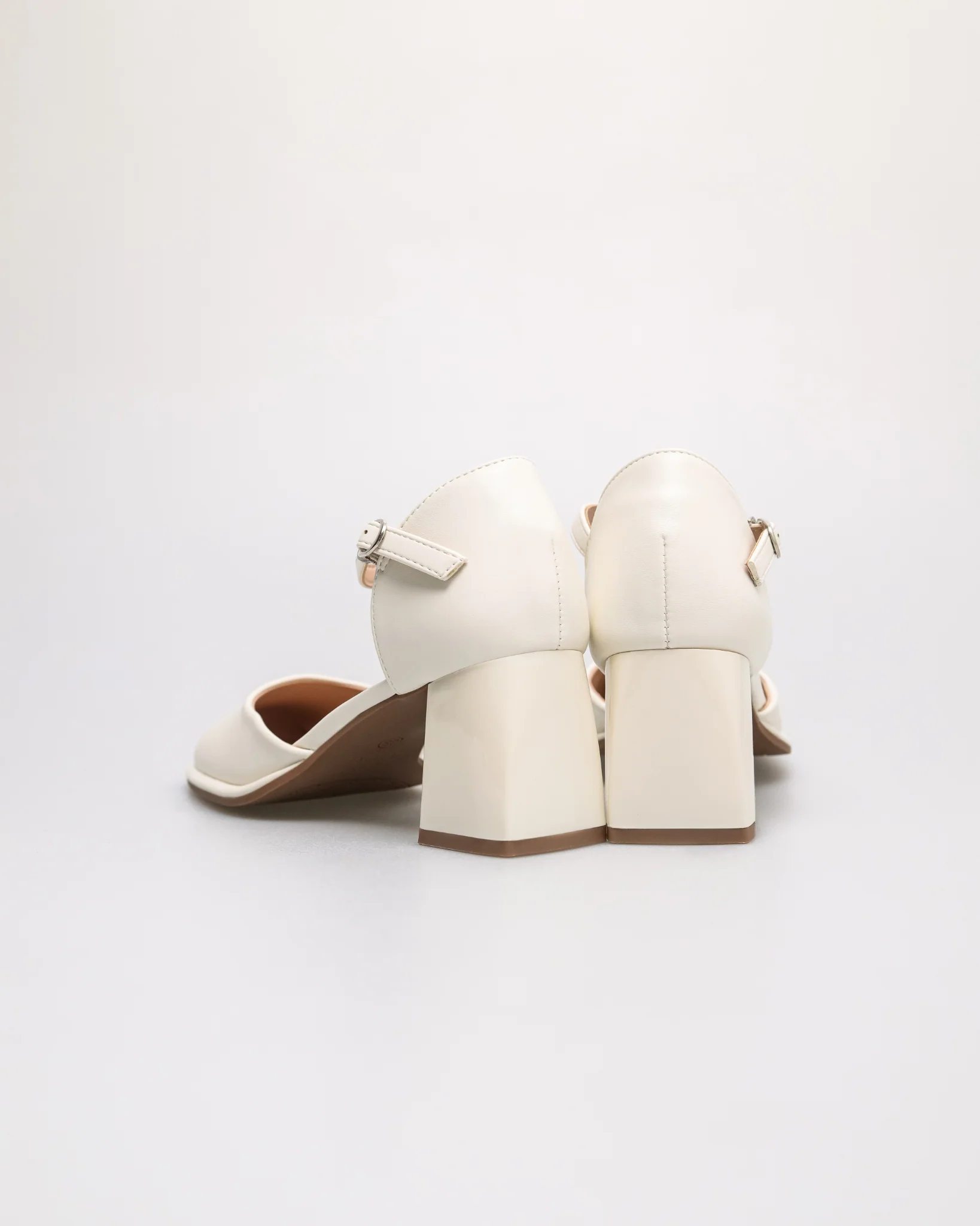 Tomaz NN388 Ladies Classic Ankle Strap Block Heels - Image 7