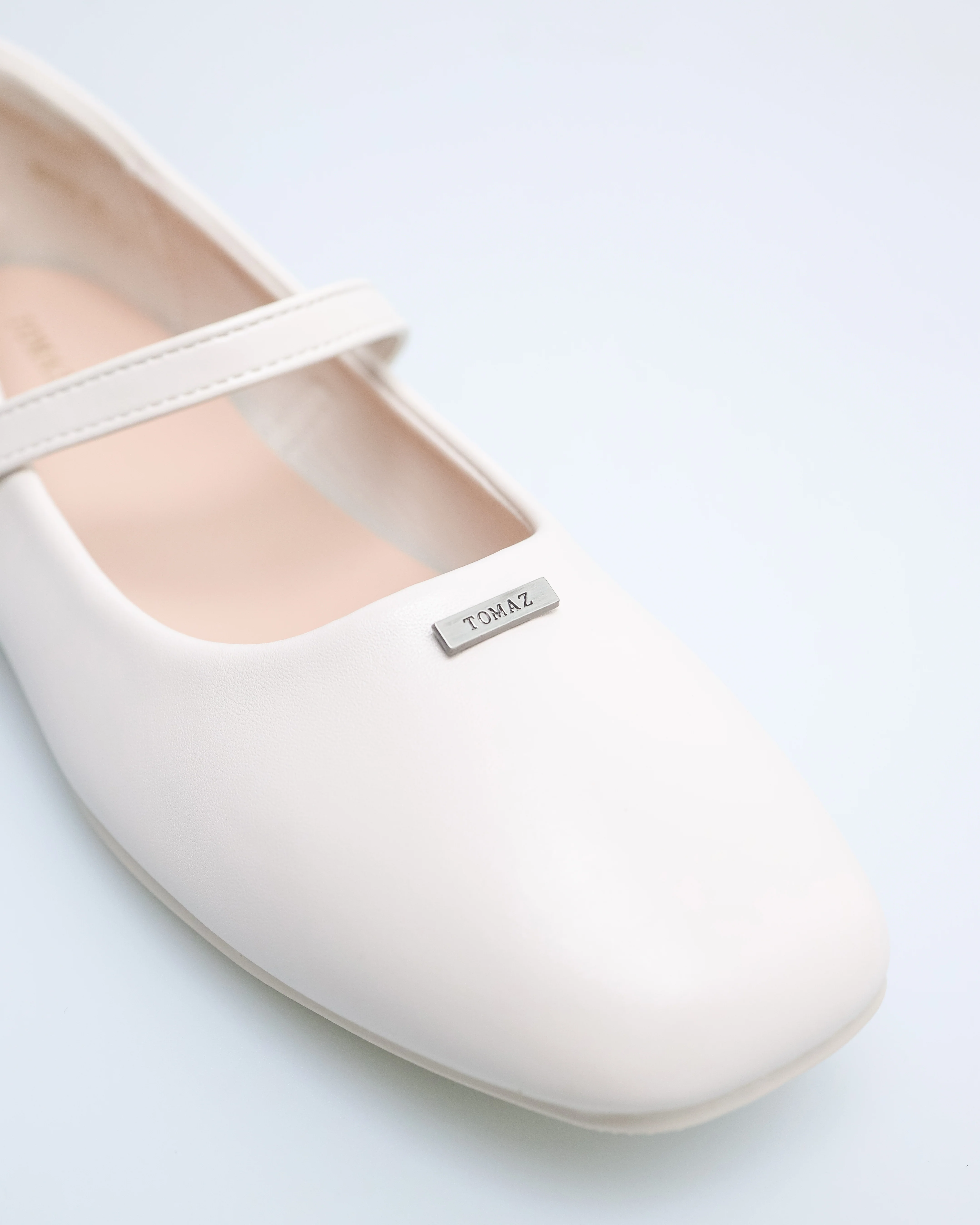 Tomaz NN399 Ladies Classy Rounded Flats - Image 4
