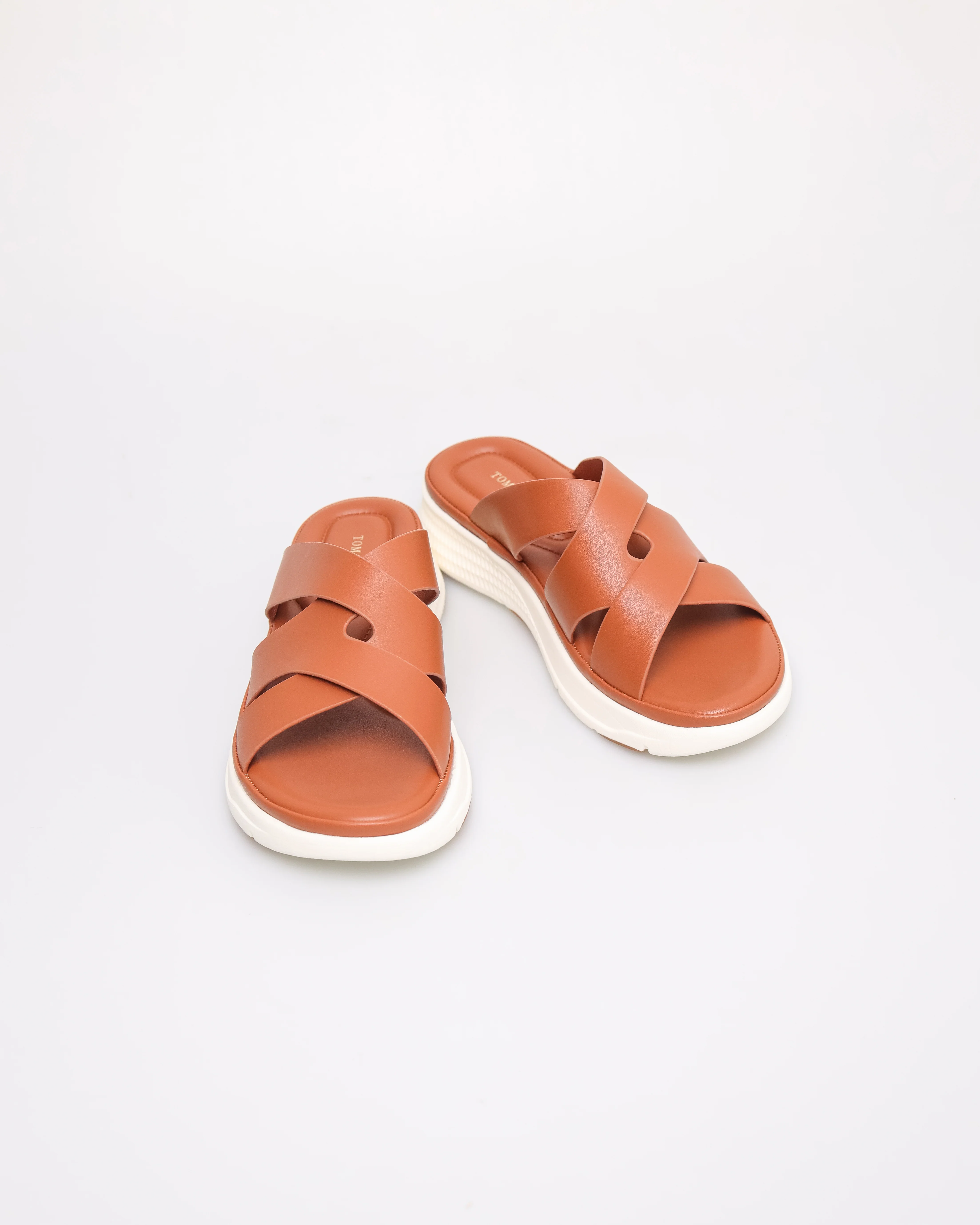 Tomaz NN424 Ladies Cross Lock Strider Sandals - Image 14