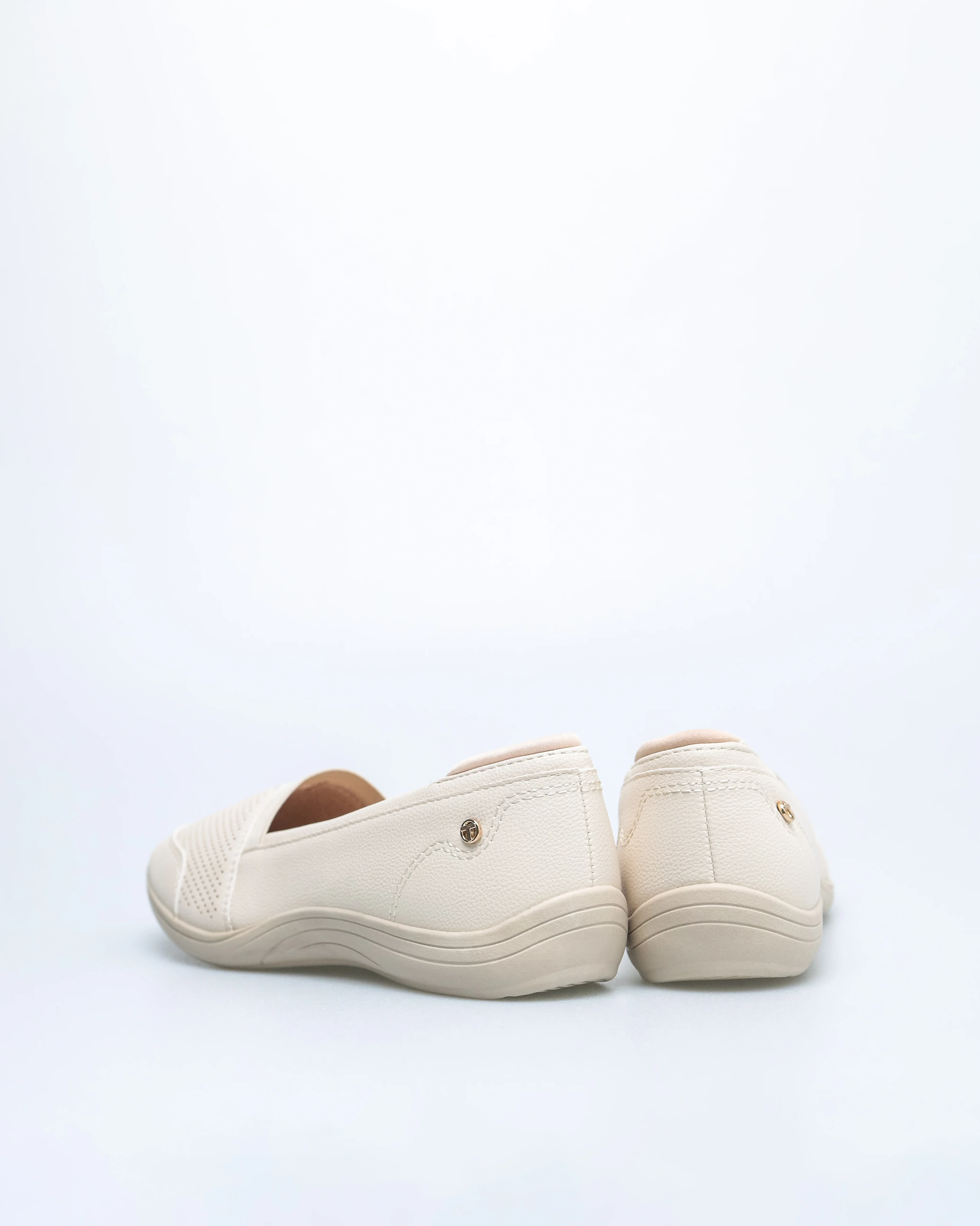 Tomaz NN428 Ladies Classic Perforated Flats - Image 3