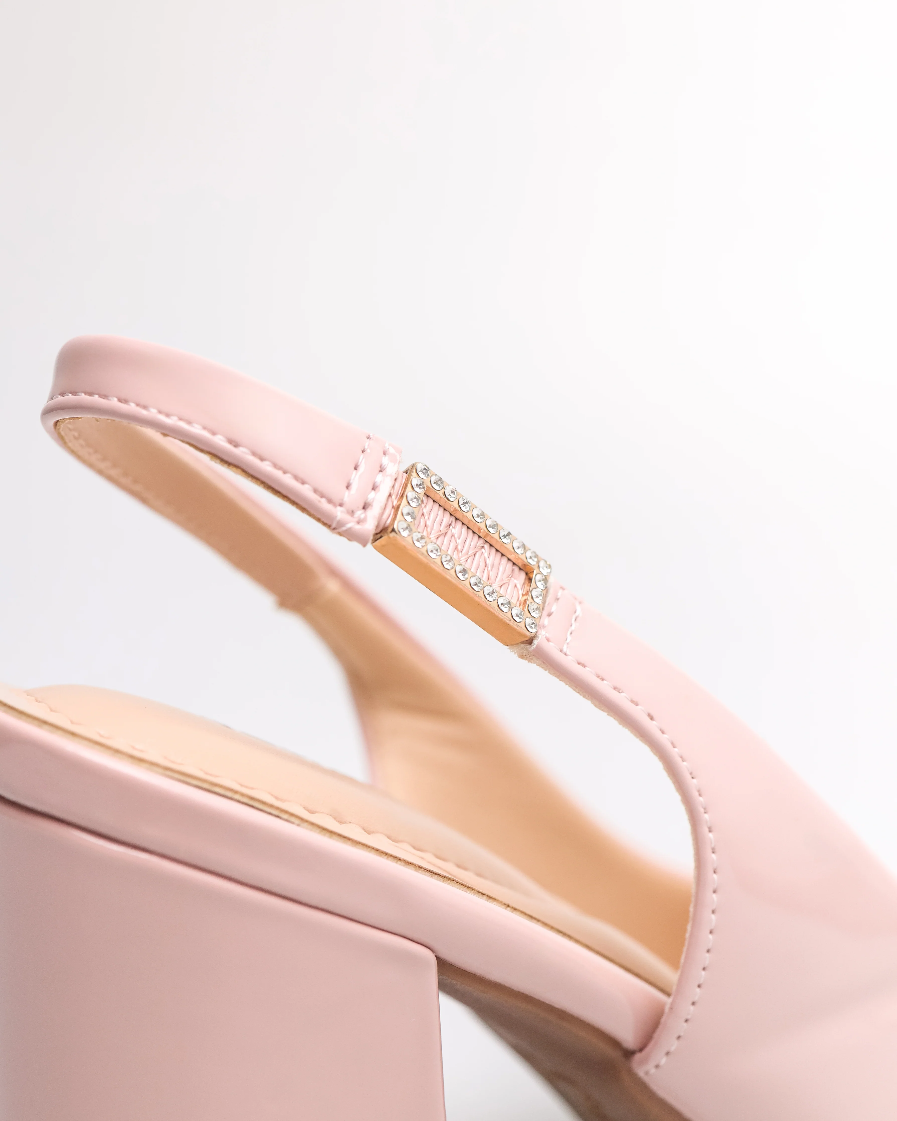 Tomaz NN439 Ladies Pointy Slingback Heels - Image 4