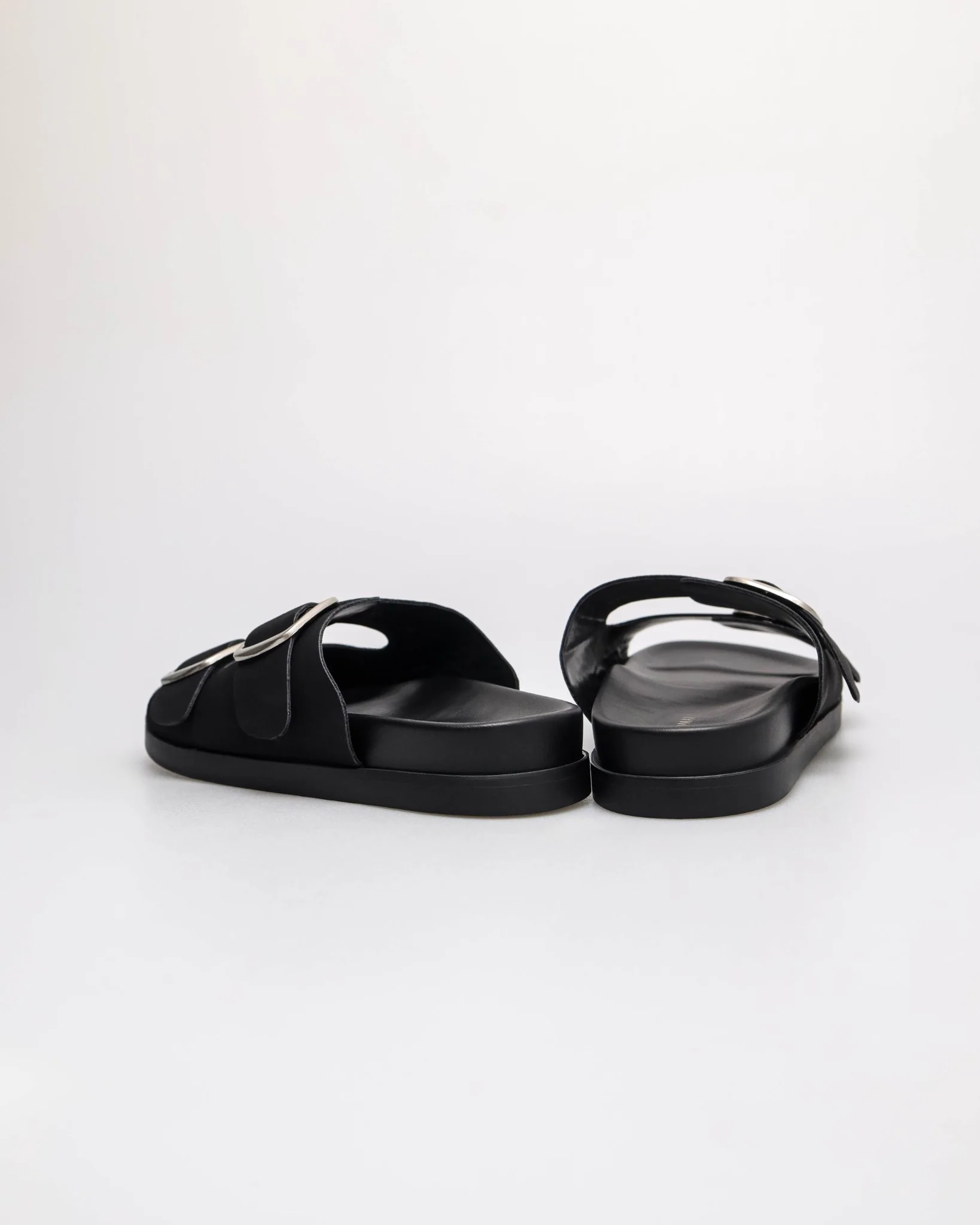 Tomaz NN456 Ladies Cozy Buckle Sandal - Image 3