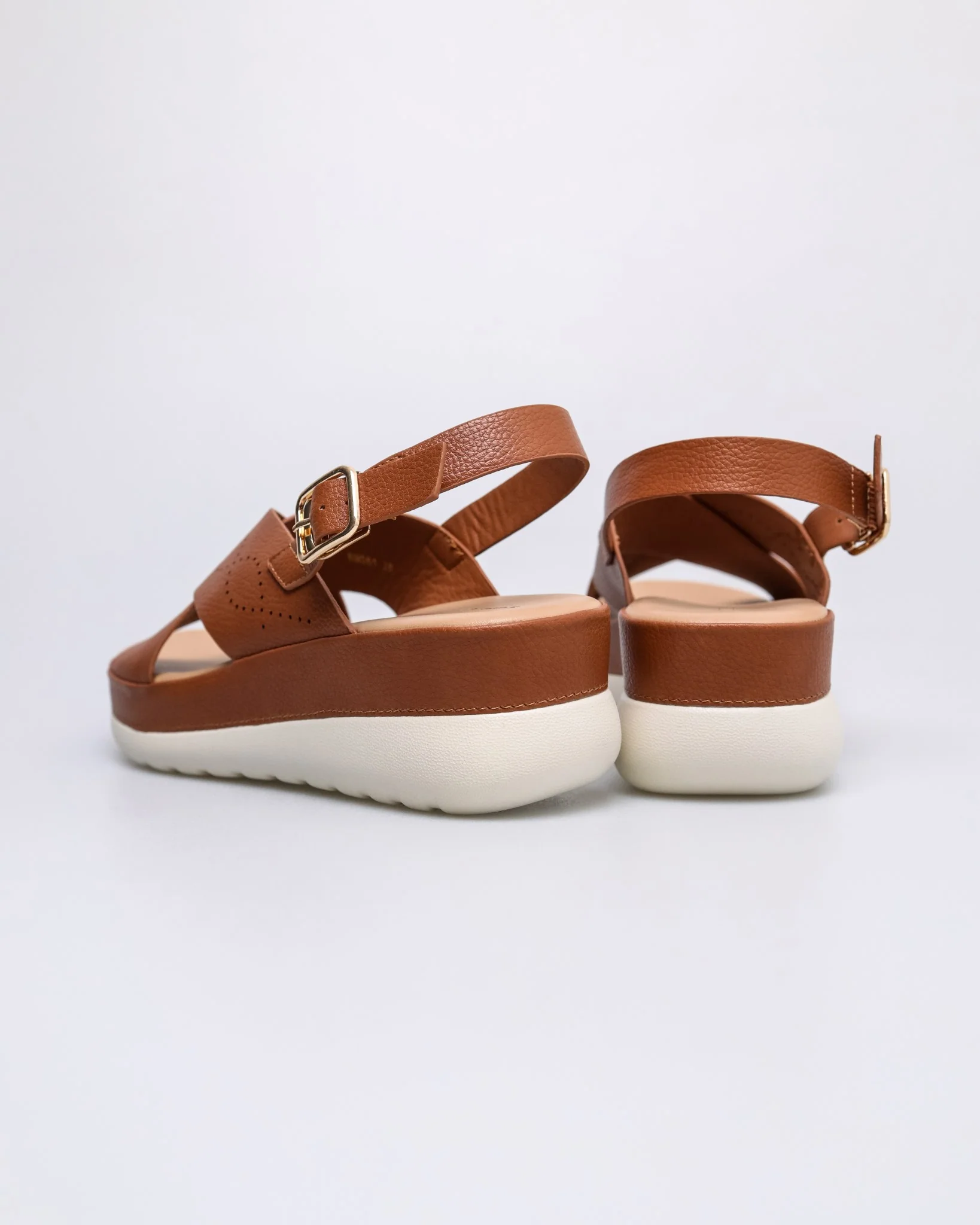 Tomaz NN561 Ladies Crossover Sandal - Image 11