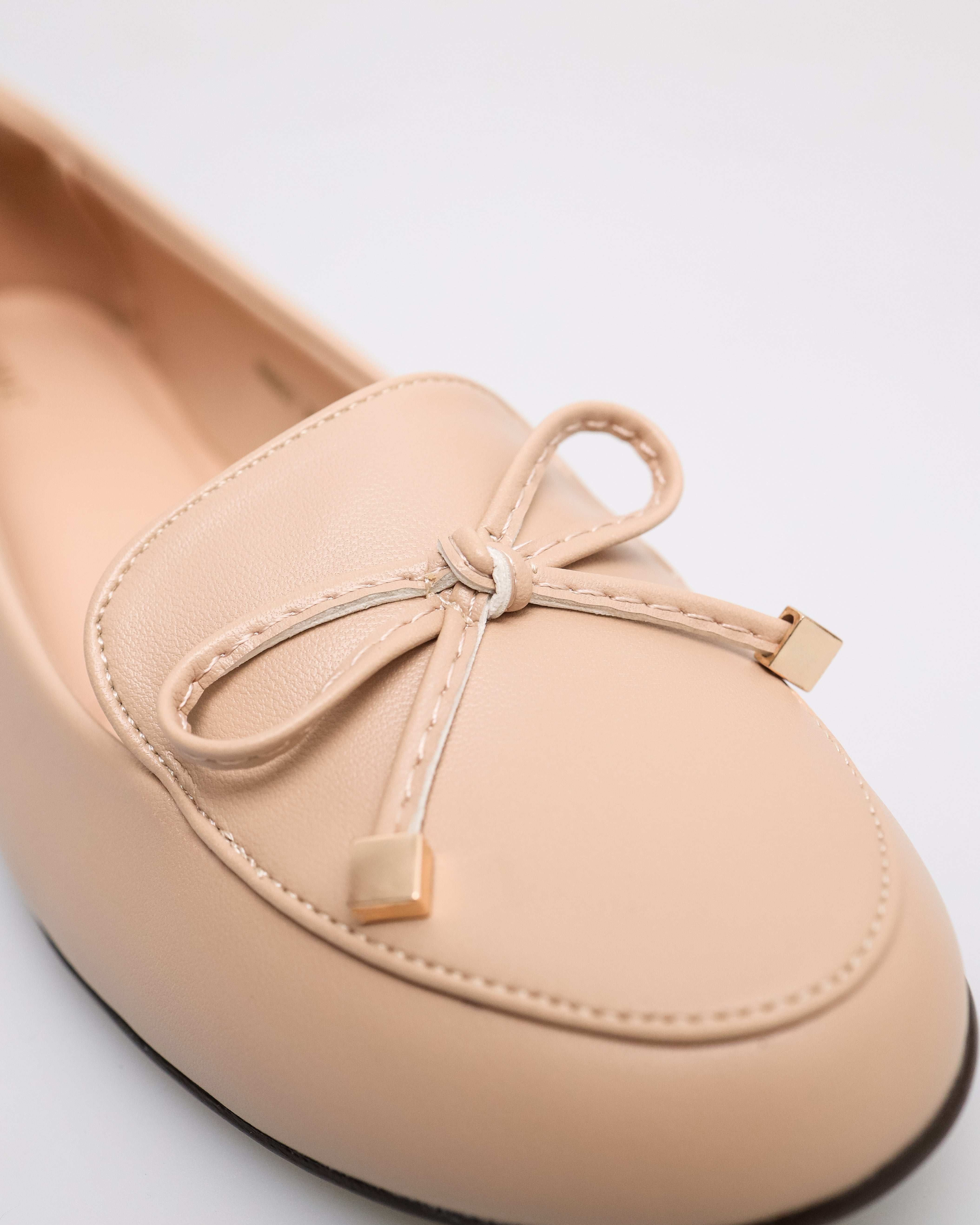 Tomaz NN607 Ladies Luxe Bow Heels - Image 4