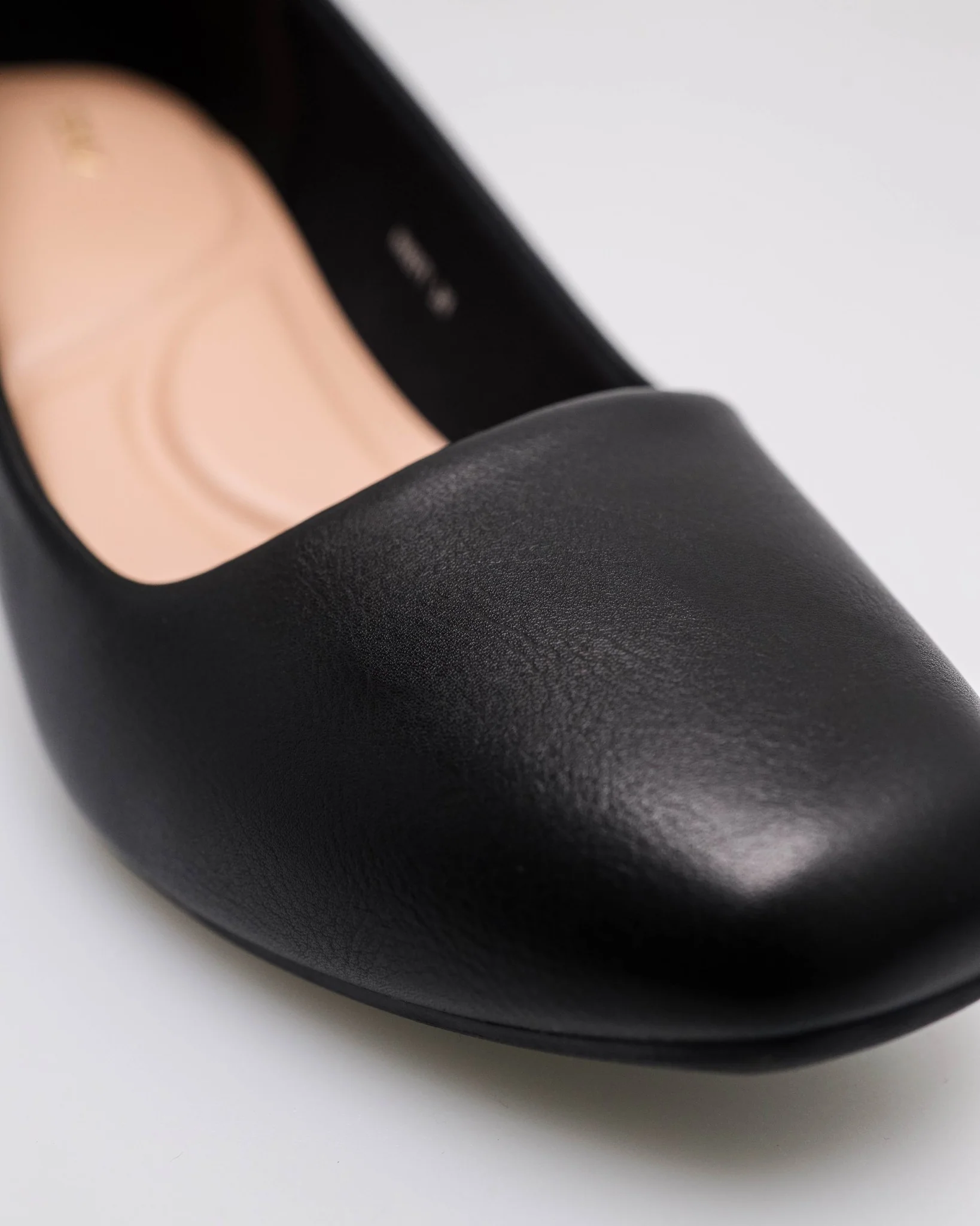 Tomaz NN971 Ladies Block Heels - Image 4
