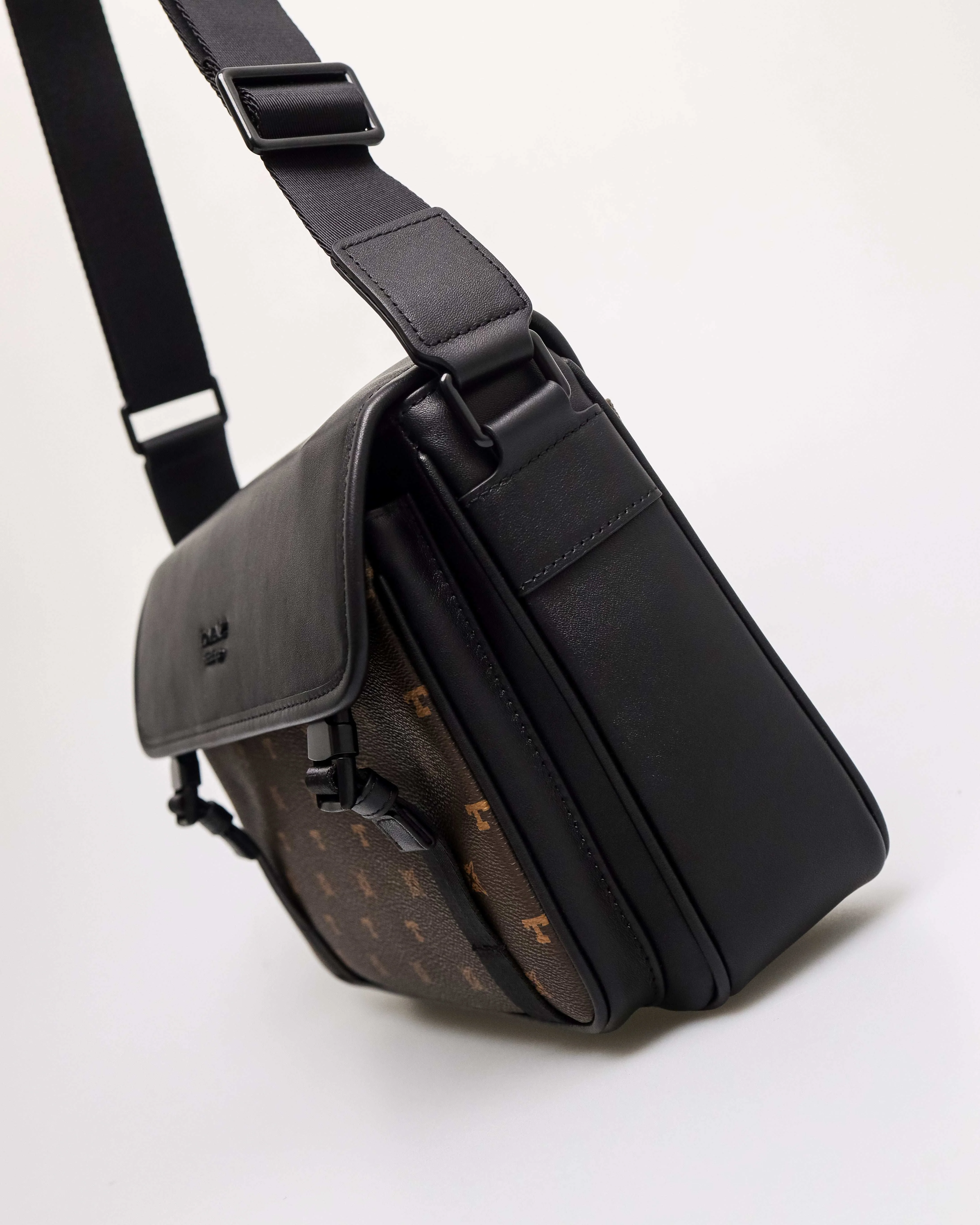 Tomaz NT-TZ459 Men's Monogram Crossbody Bag - Image 6