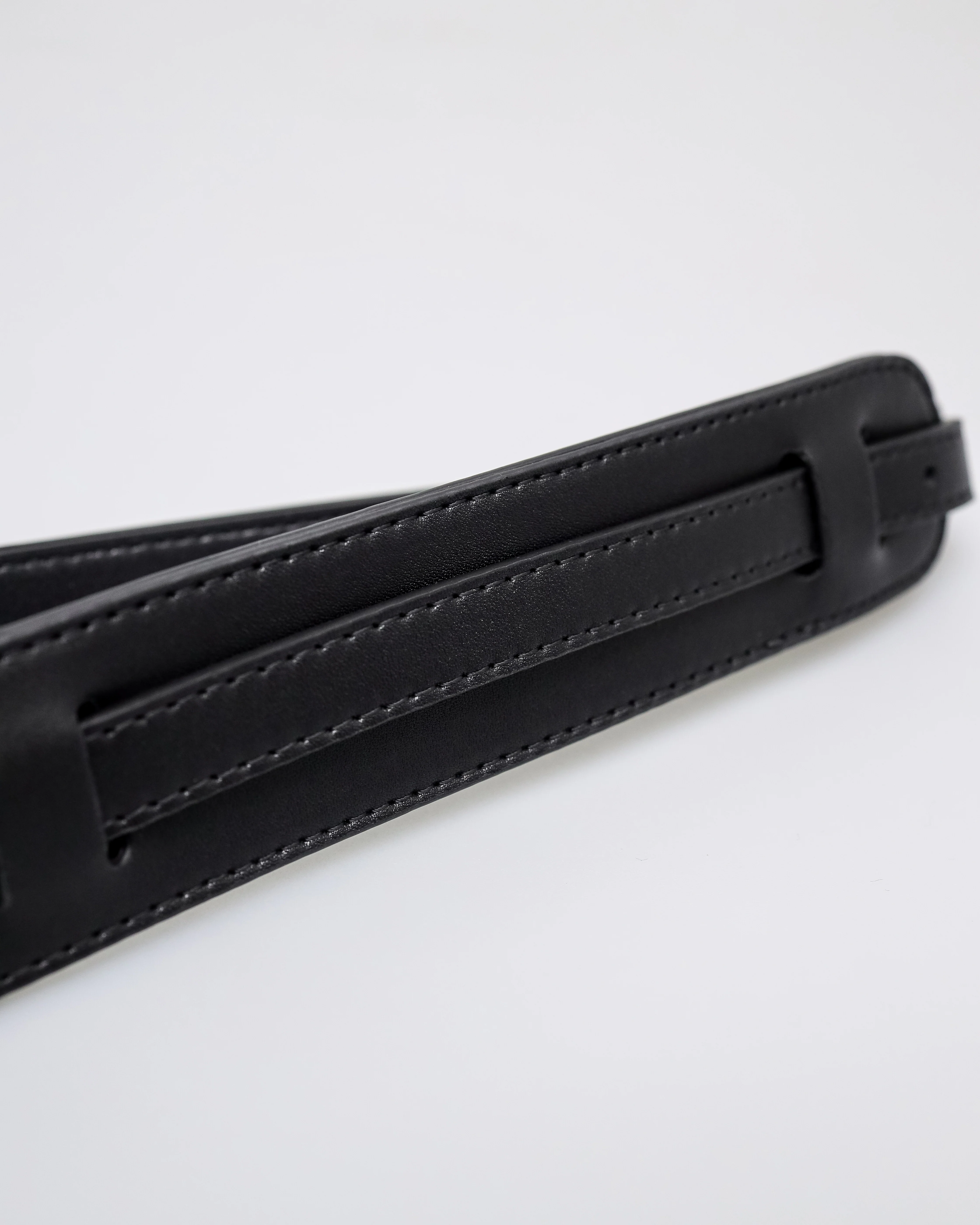 Tomaz NT-TZ460 Men's Monogram Sling Bag - Image 3