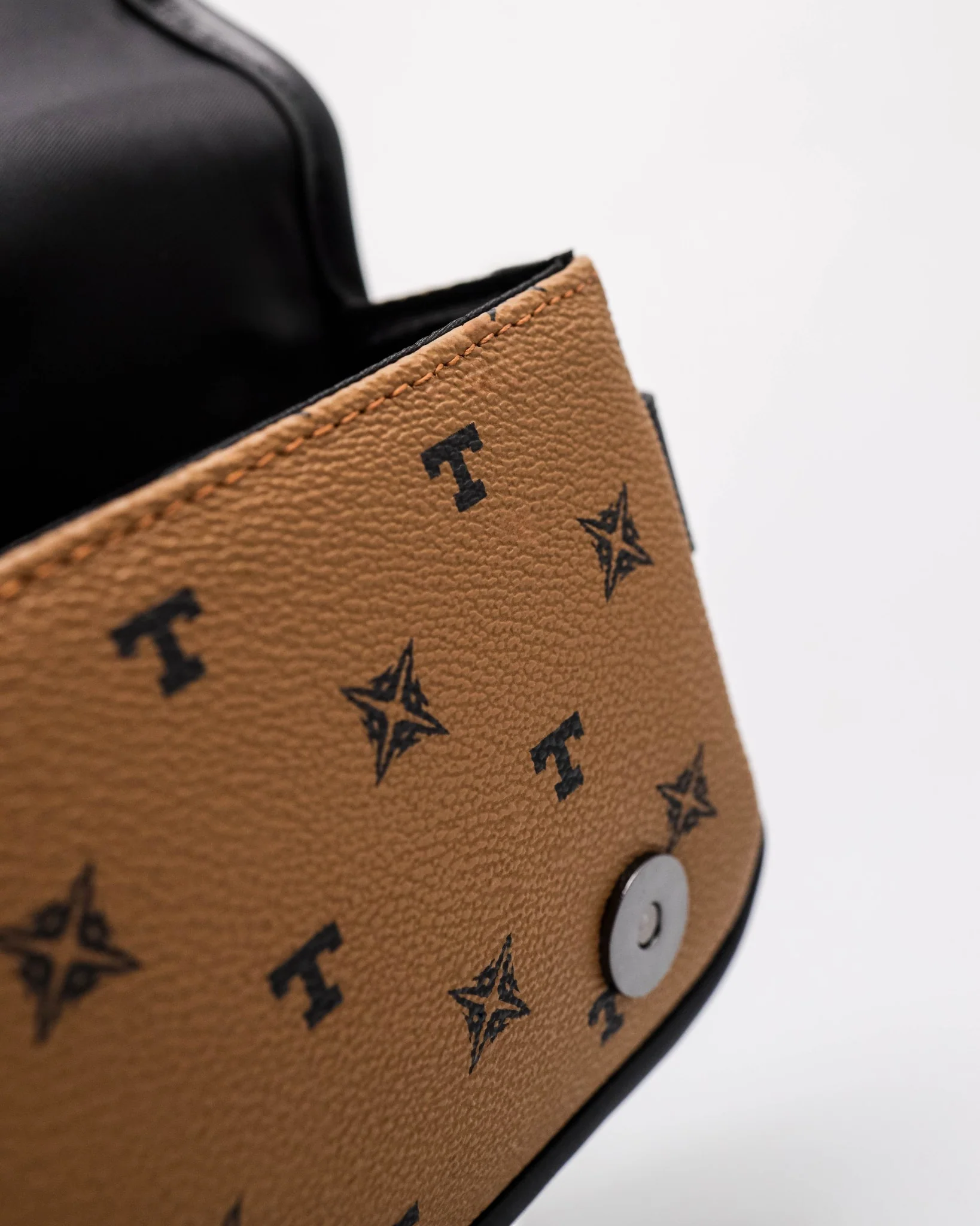Tomaz NT-TZ461 Men's Monogram Crossbody Bag - Image 3