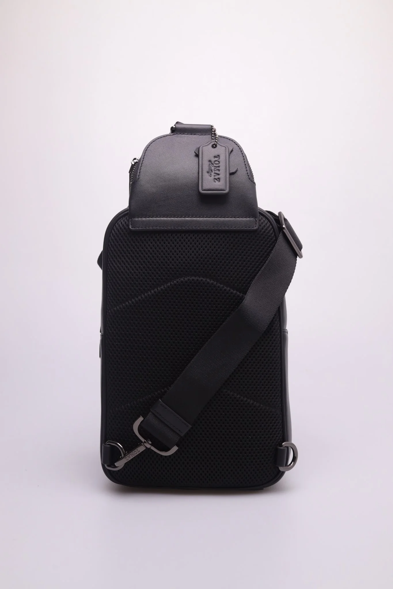 Tomaz NT-TZ472 Men's Crossbody Bag - Image 3
