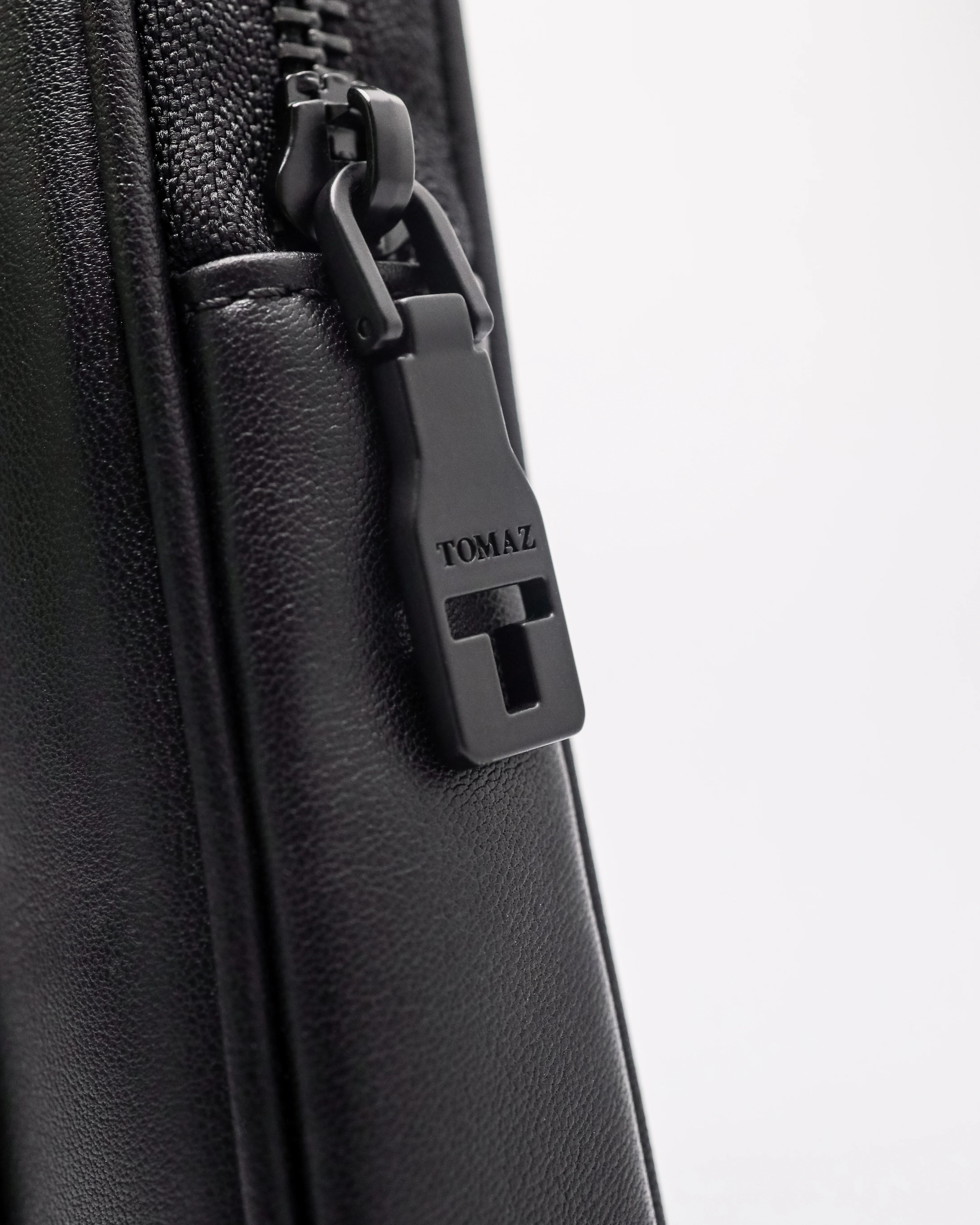 Tomaz NT-TZ475 Men's Crossbody Bag - Image 6