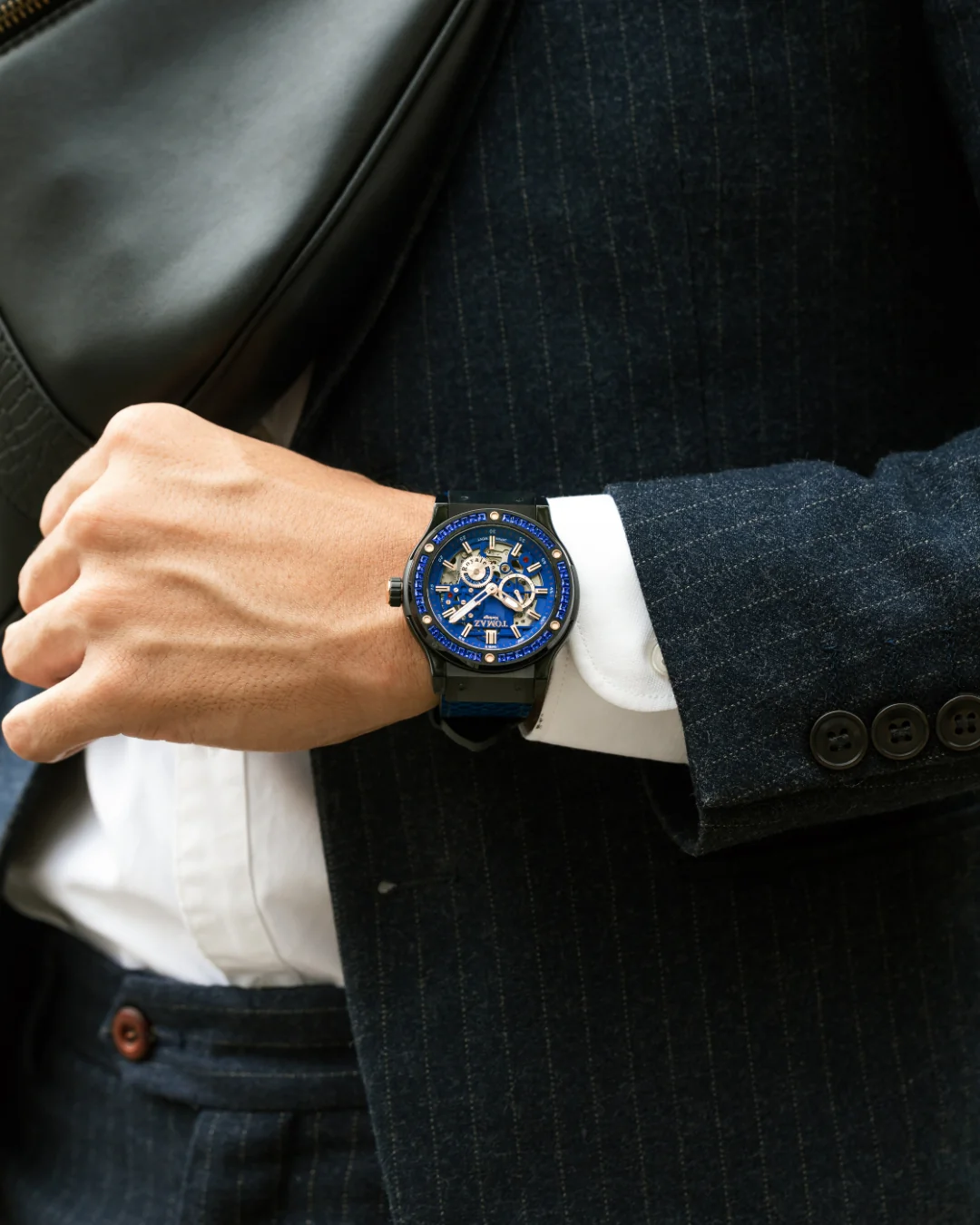 Tomaz Royale TW014B-D3 Crystal Watch – Salmon Leather Strap - Image 11