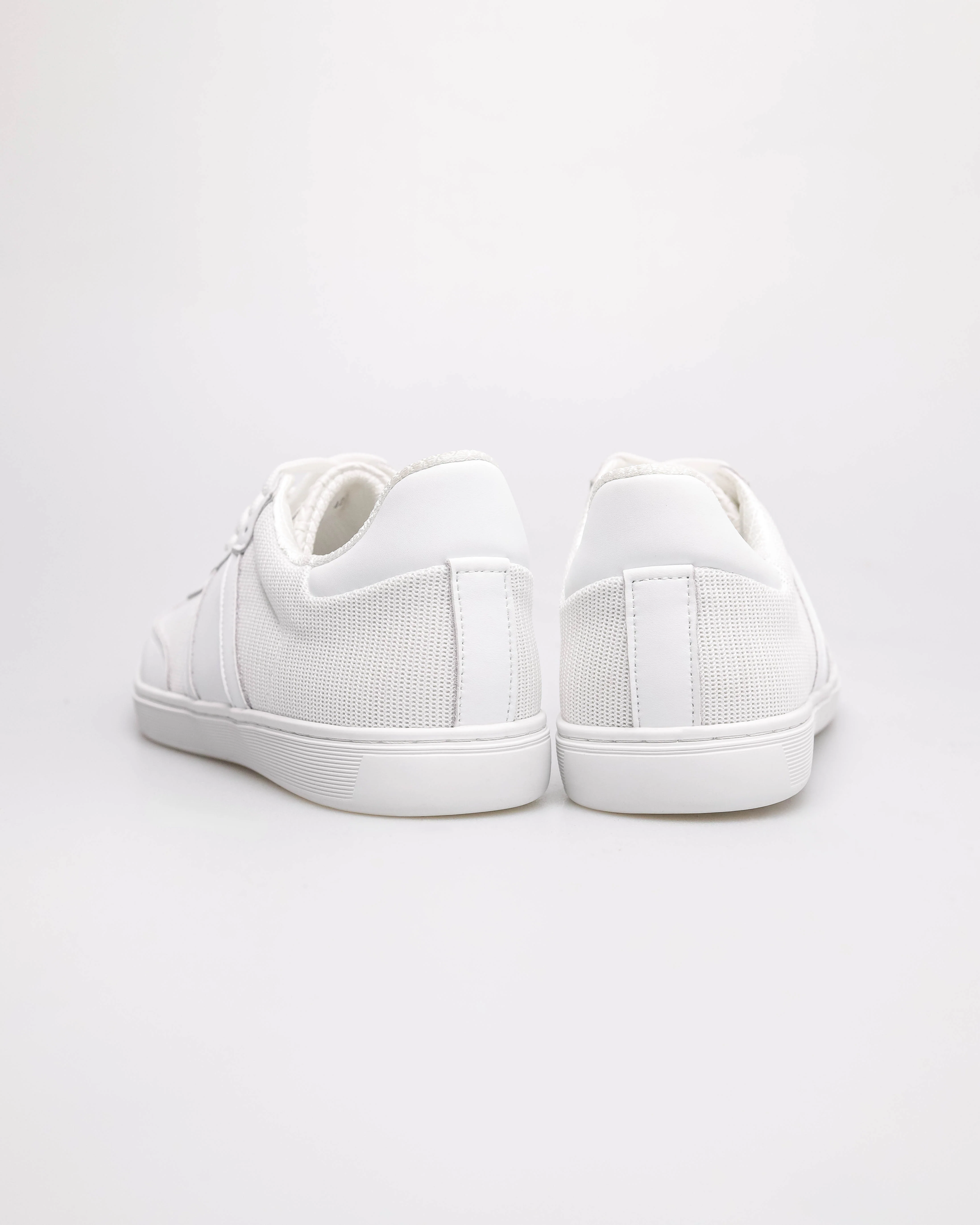 Tomaz TR100 Men Sneakers - Image 11