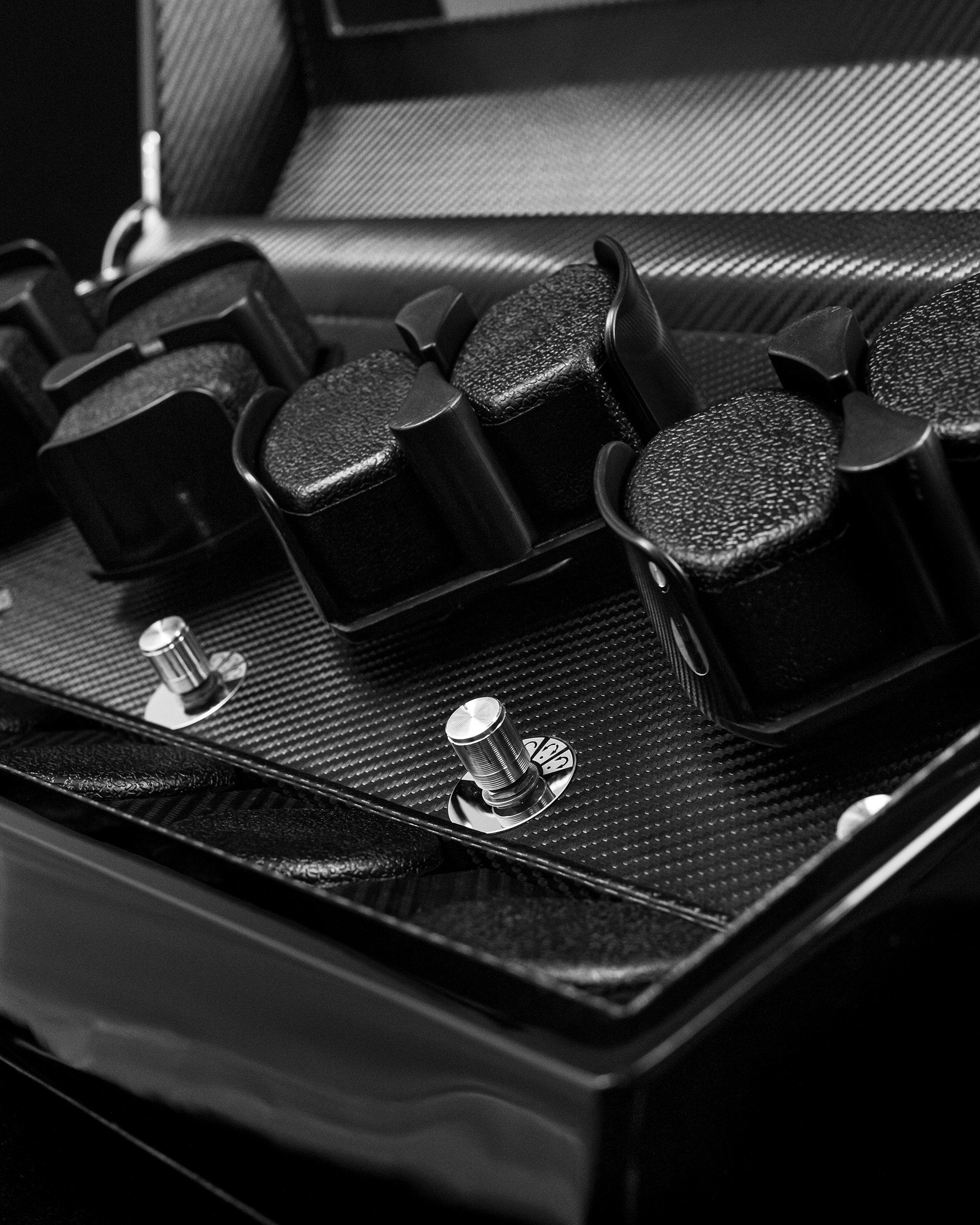 Tomaz TWMD18 Watch Winder 8+6 (Carbon) Black Cushion - Image 4