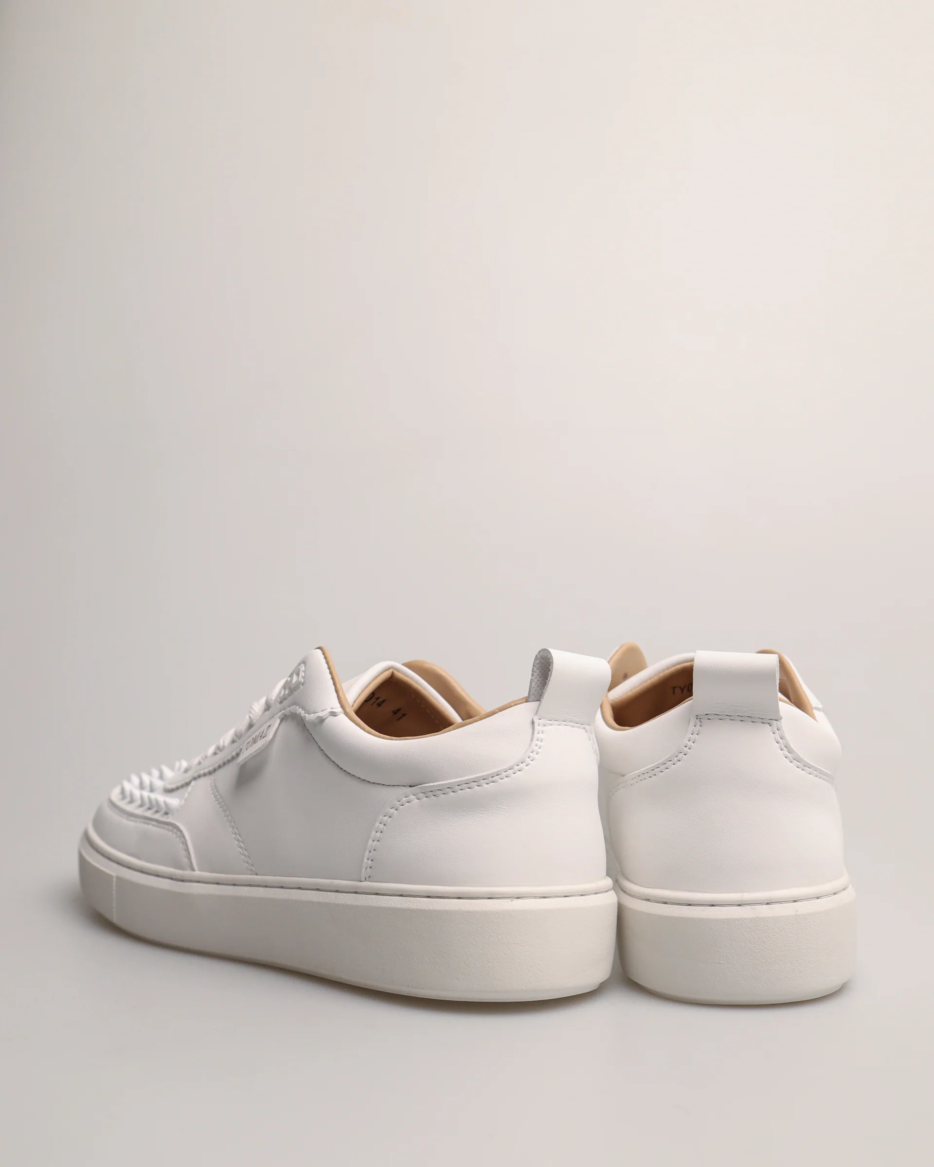 Tomaz TY014 Men's Studded Sneakers - Image 3