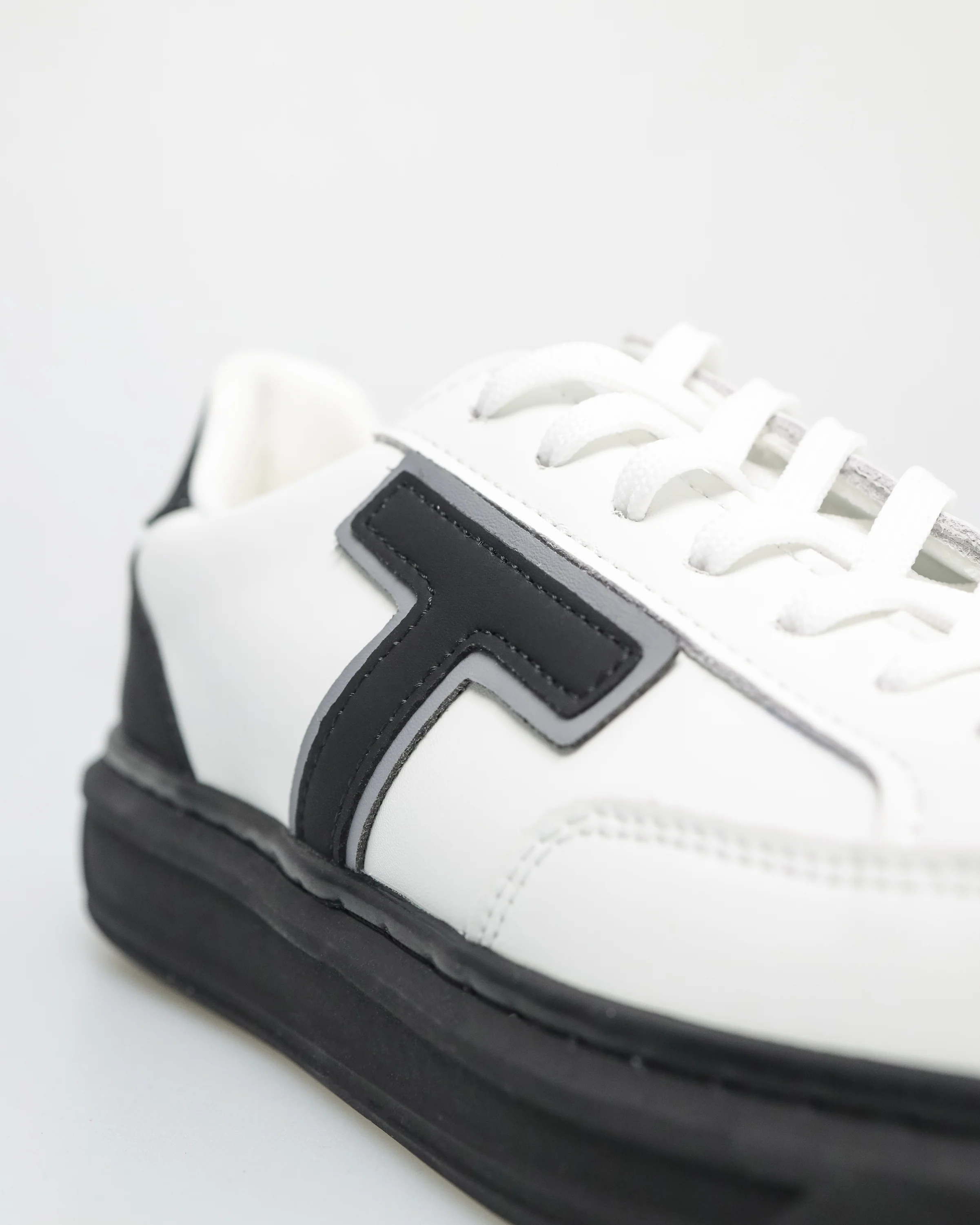 Tomaz TY016 Men's Urban Classic Sneakers - Image 32