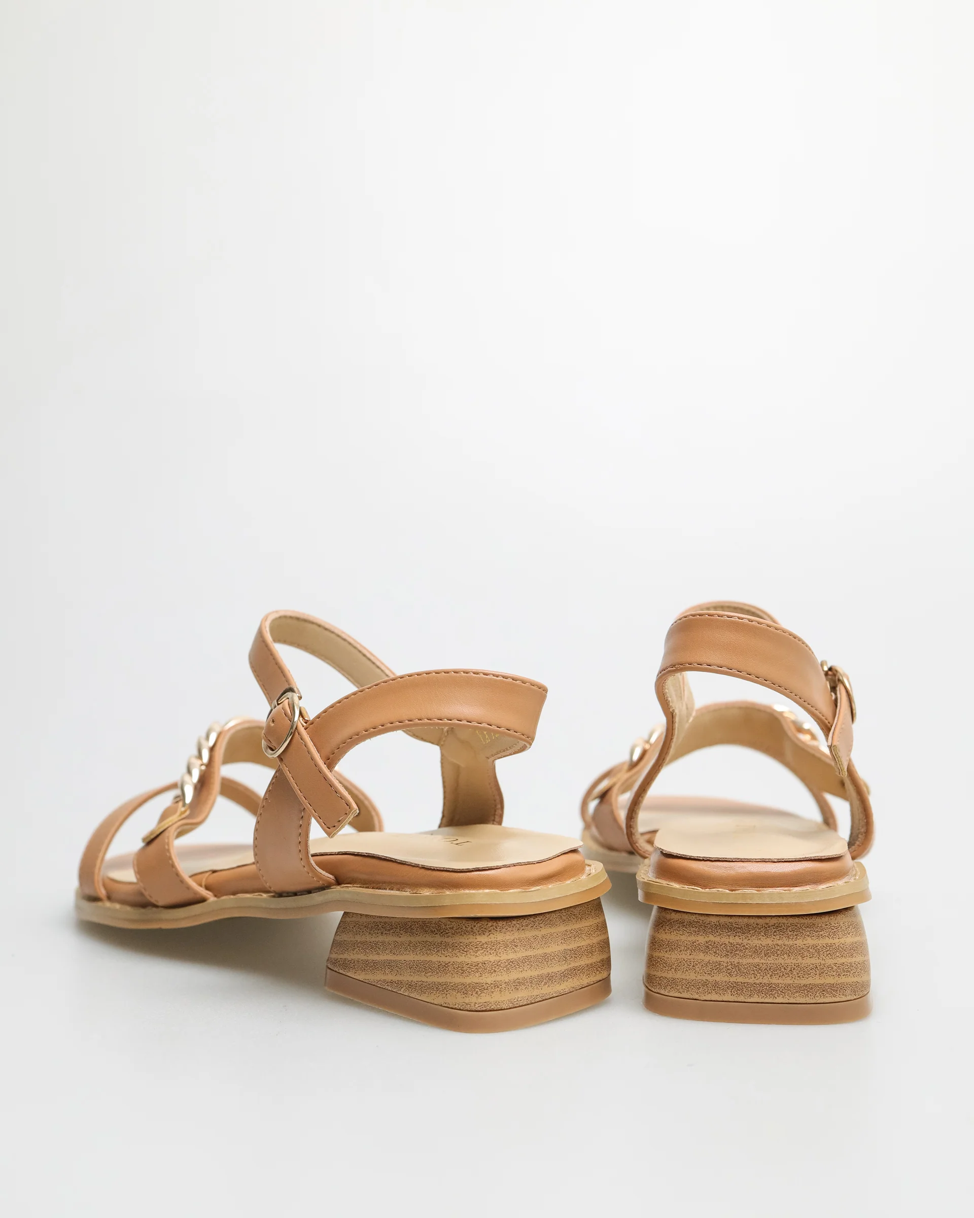 Tomaz YX122 Ladies Gold Chain Slingbacks - Image 3